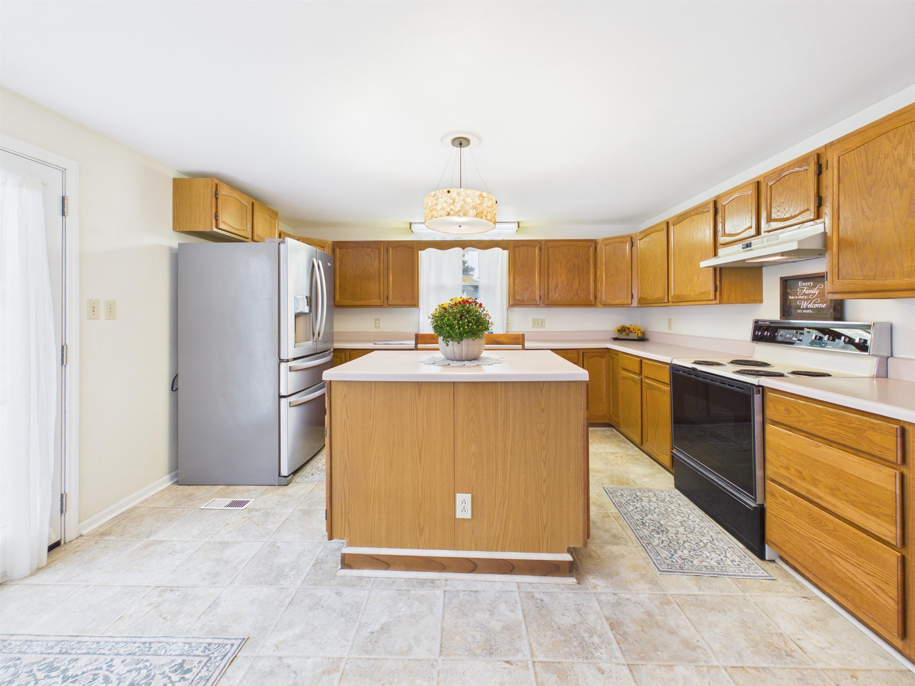 418 Easton Road Pearisburg VA 24134