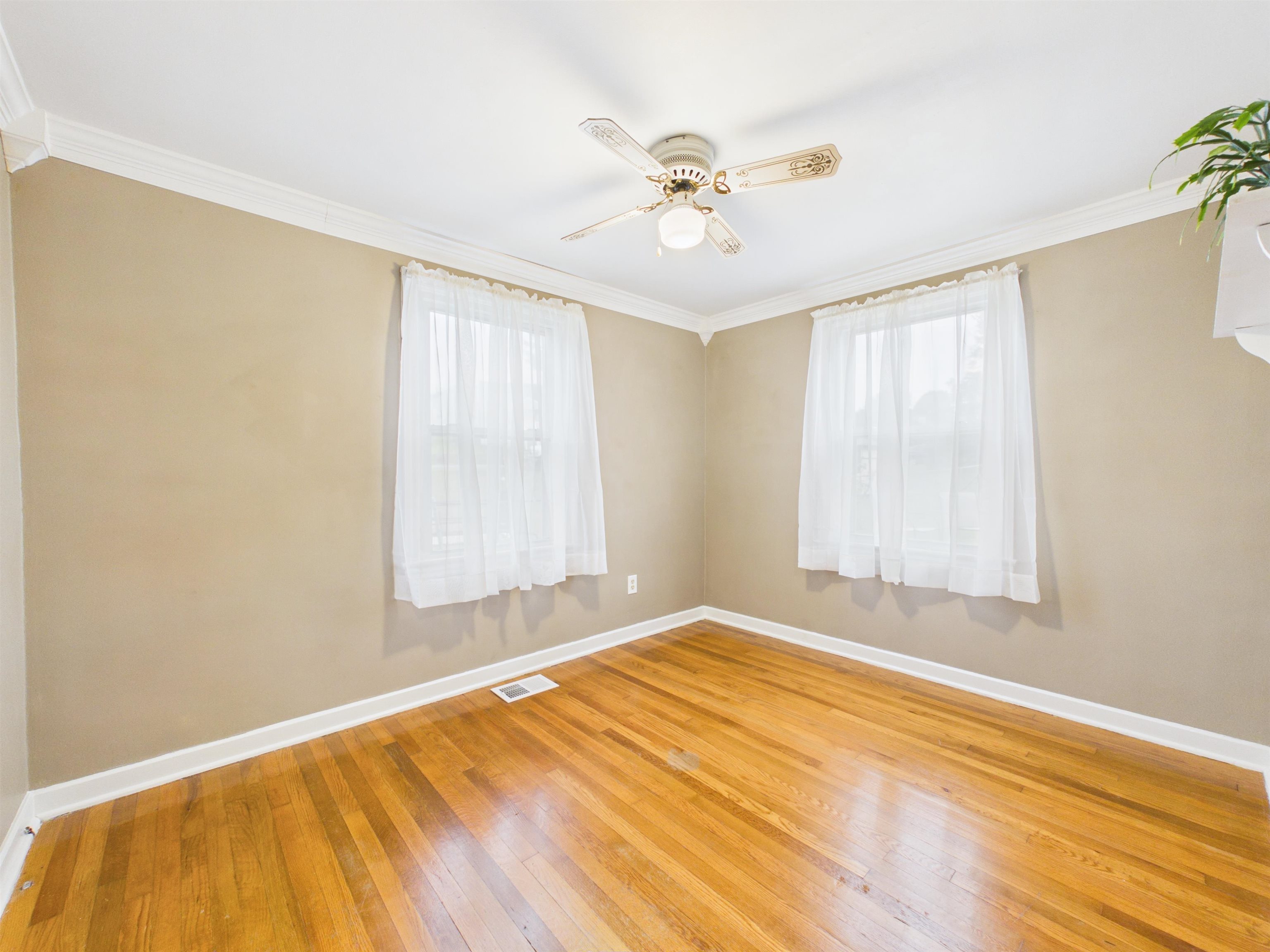 418 Easton Road Pearisburg VA 24134