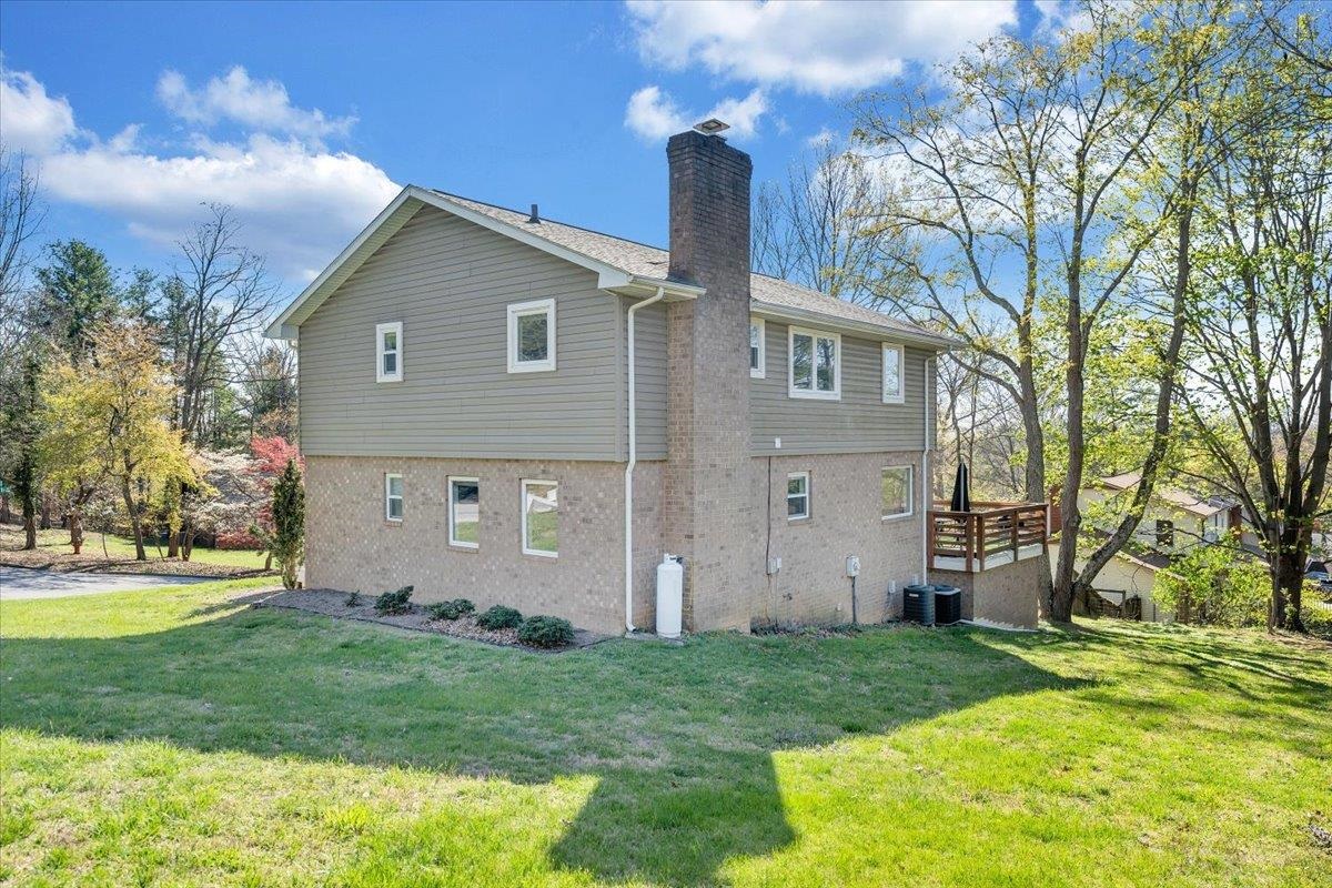 1415 Hillcrest Drive Blacksburg VA 24060