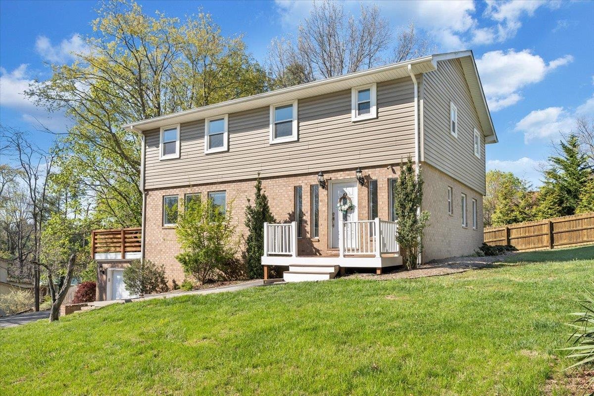 1415 Hillcrest Drive Blacksburg VA 24060