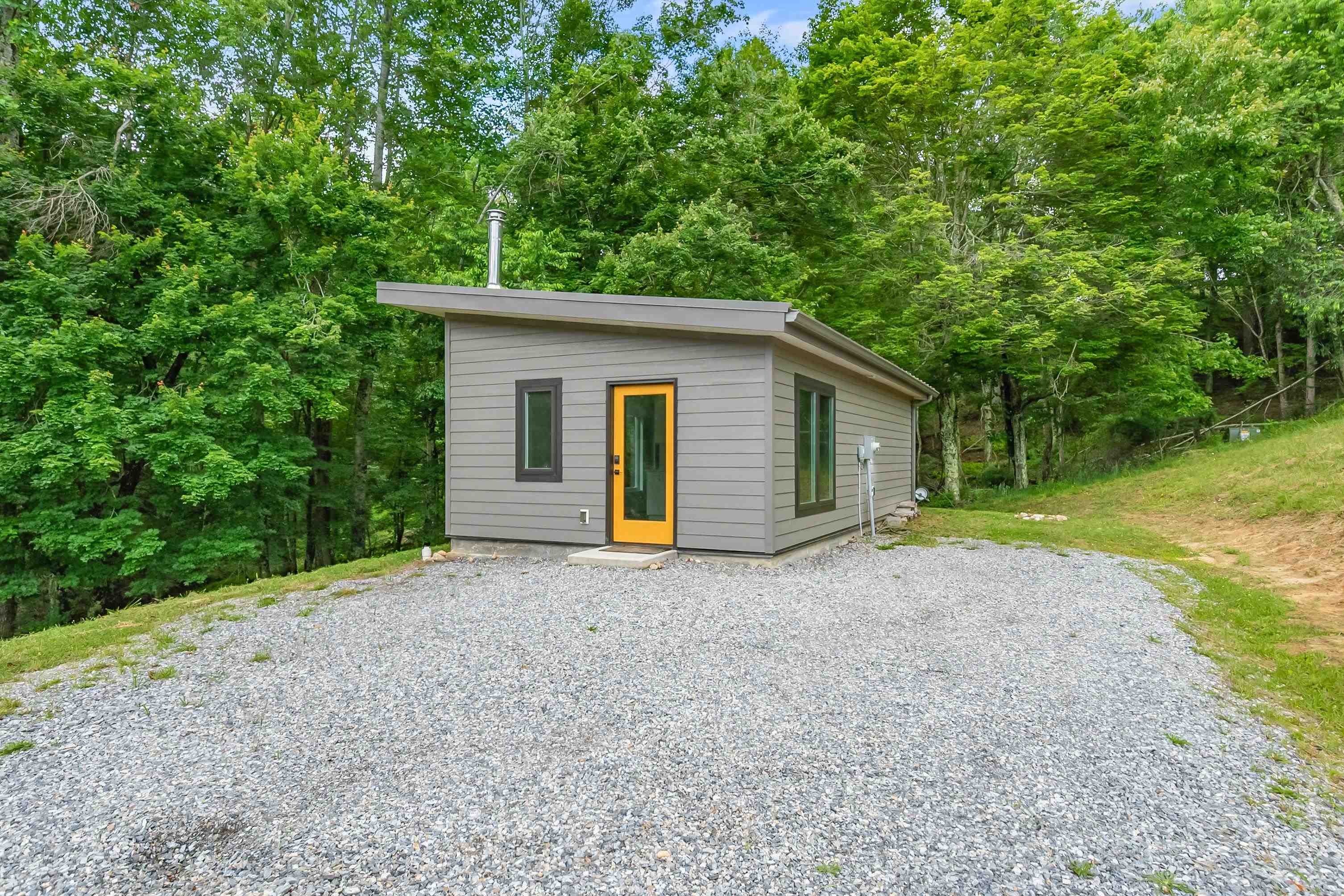 133 Wonder Way NE Pilot VA 24138