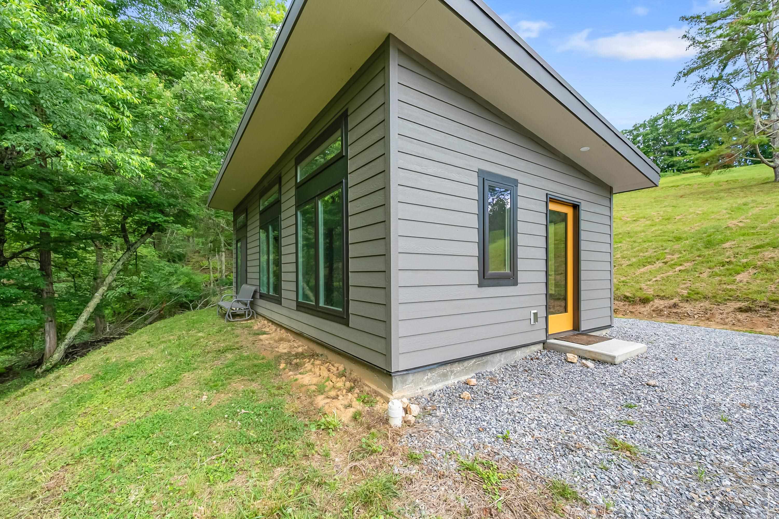 133 Wonder Way NE Pilot VA 24138