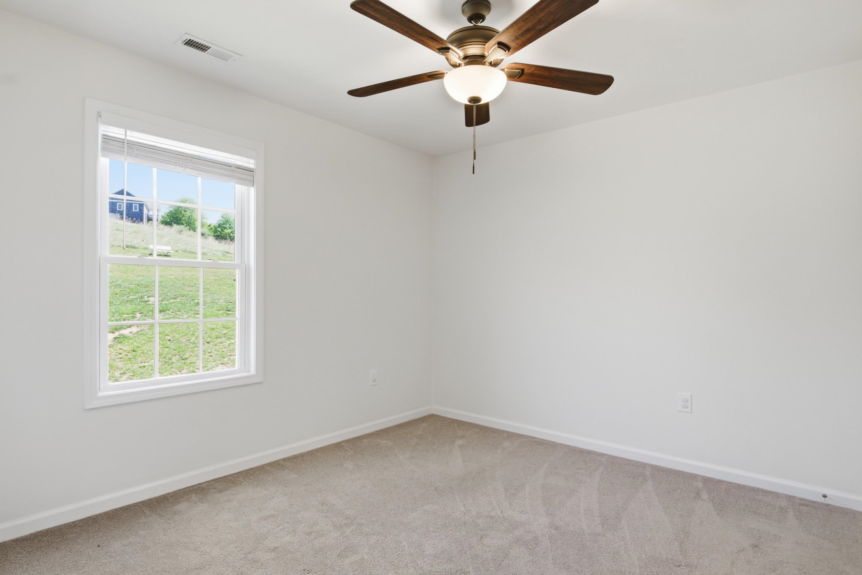 186 Redwood Drive Pembroke VA 24136