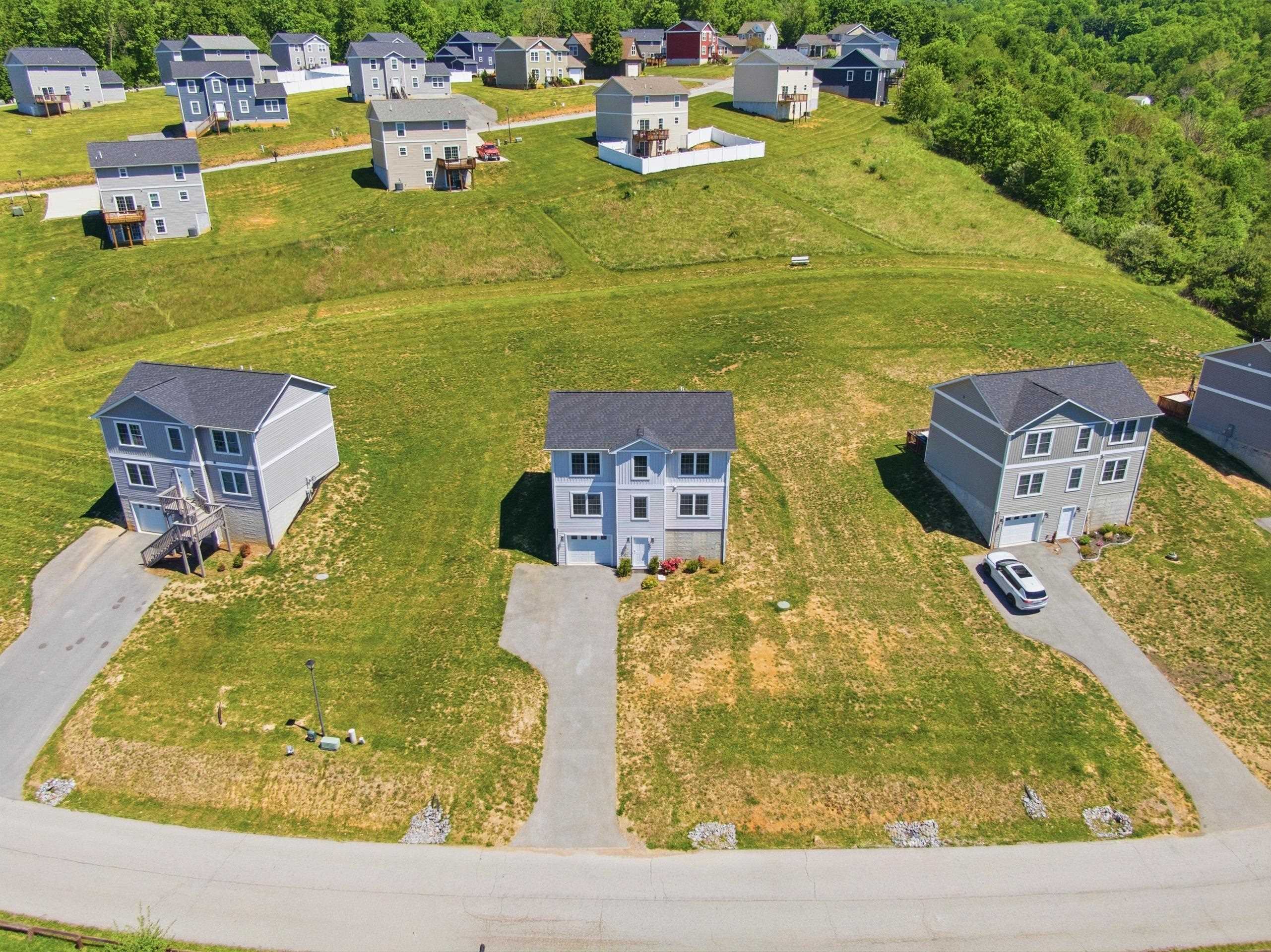 186 Redwood Drive Pembroke VA 24136