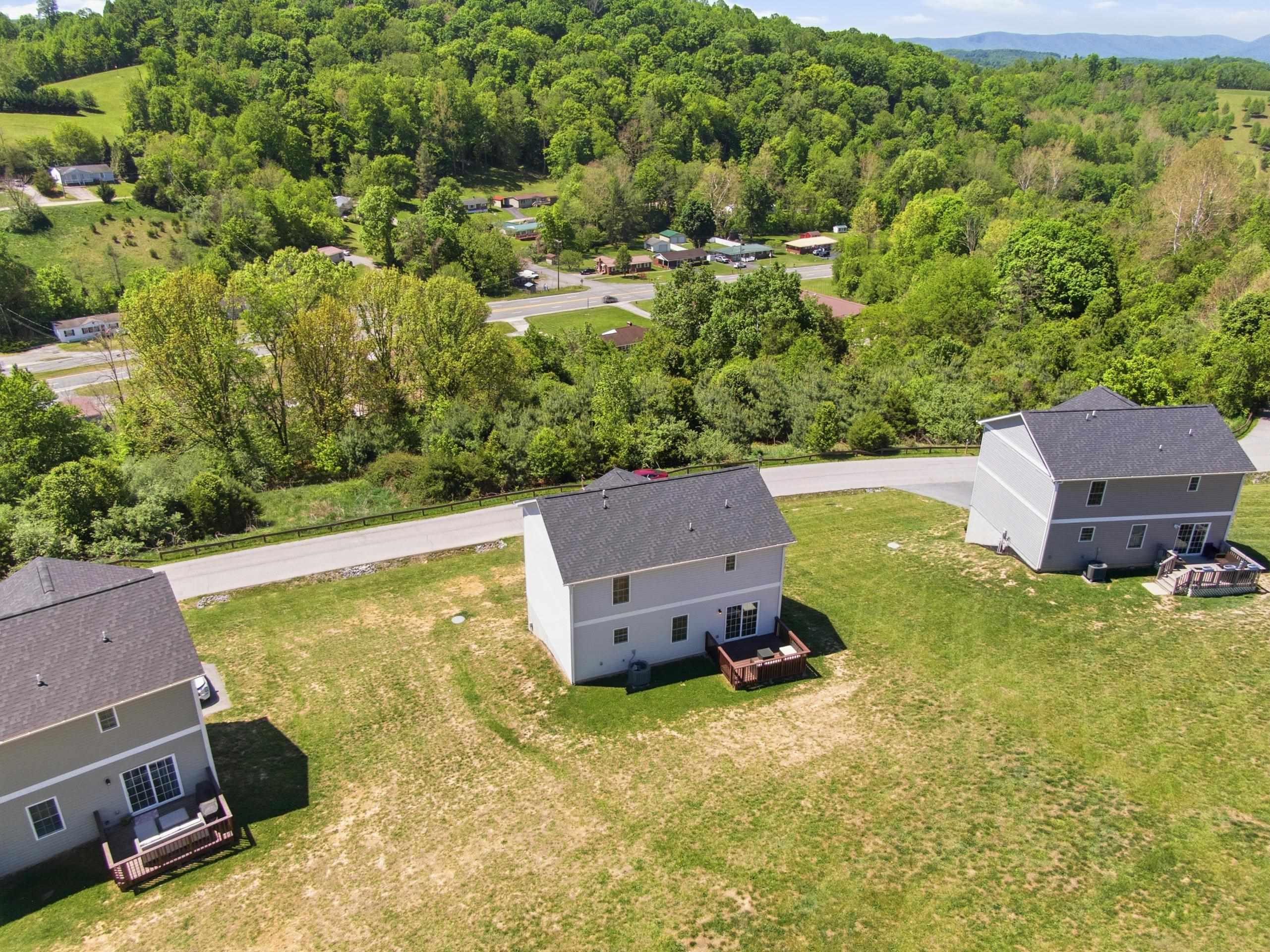 186 Redwood Drive Pembroke VA 24136