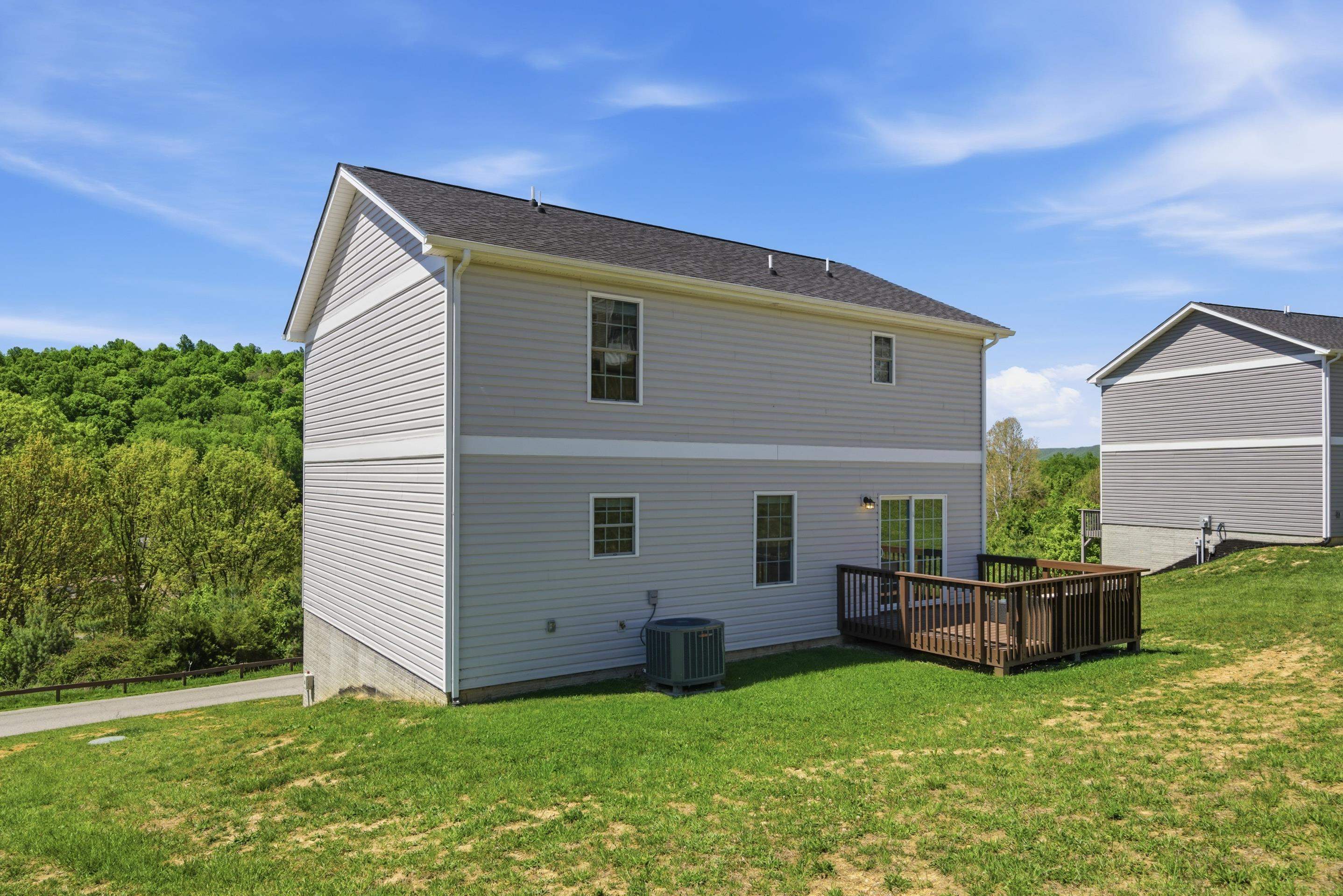 186 Redwood Drive Pembroke VA 24136