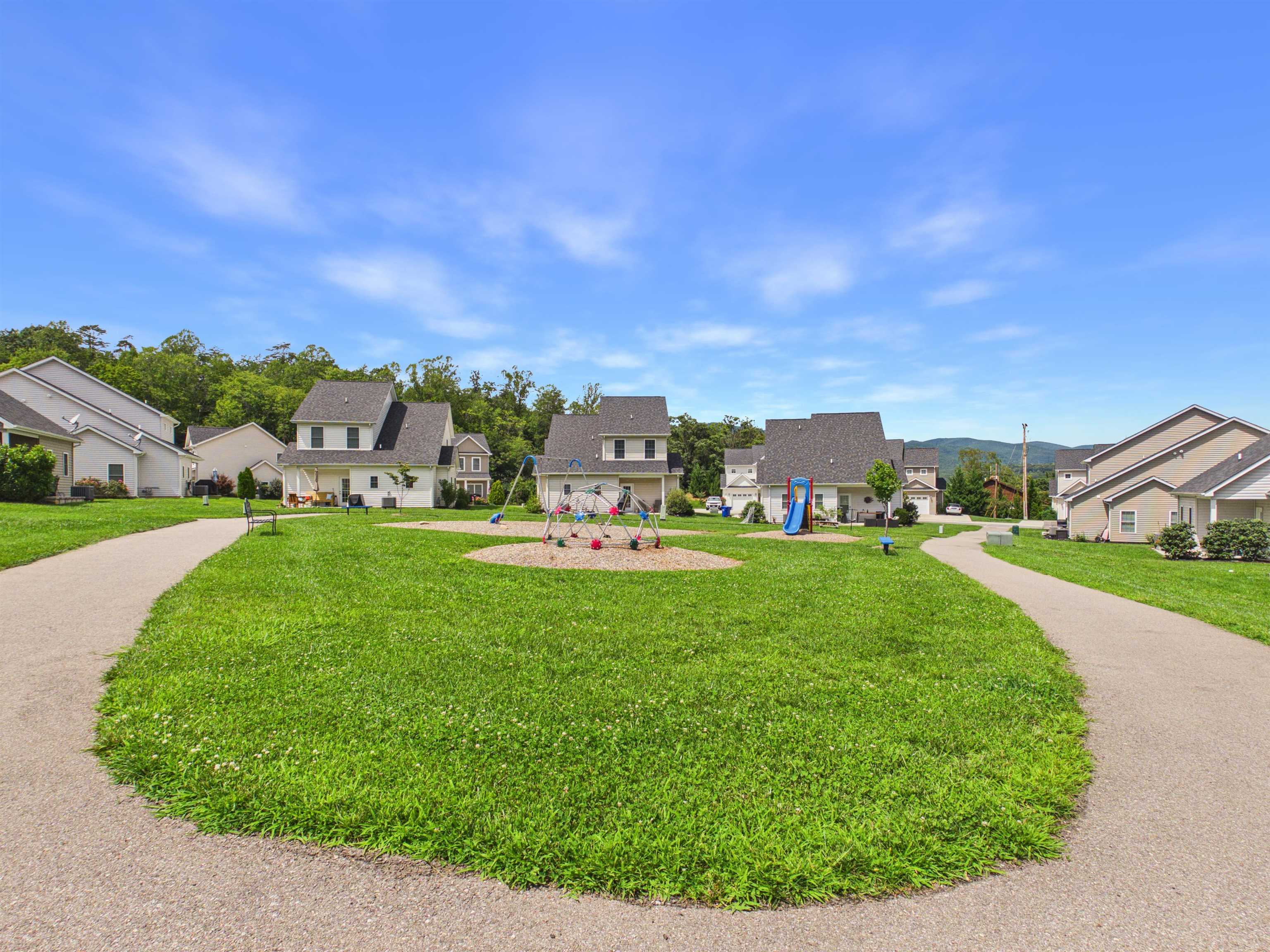 256 Louise Lane Elliston VA 24087