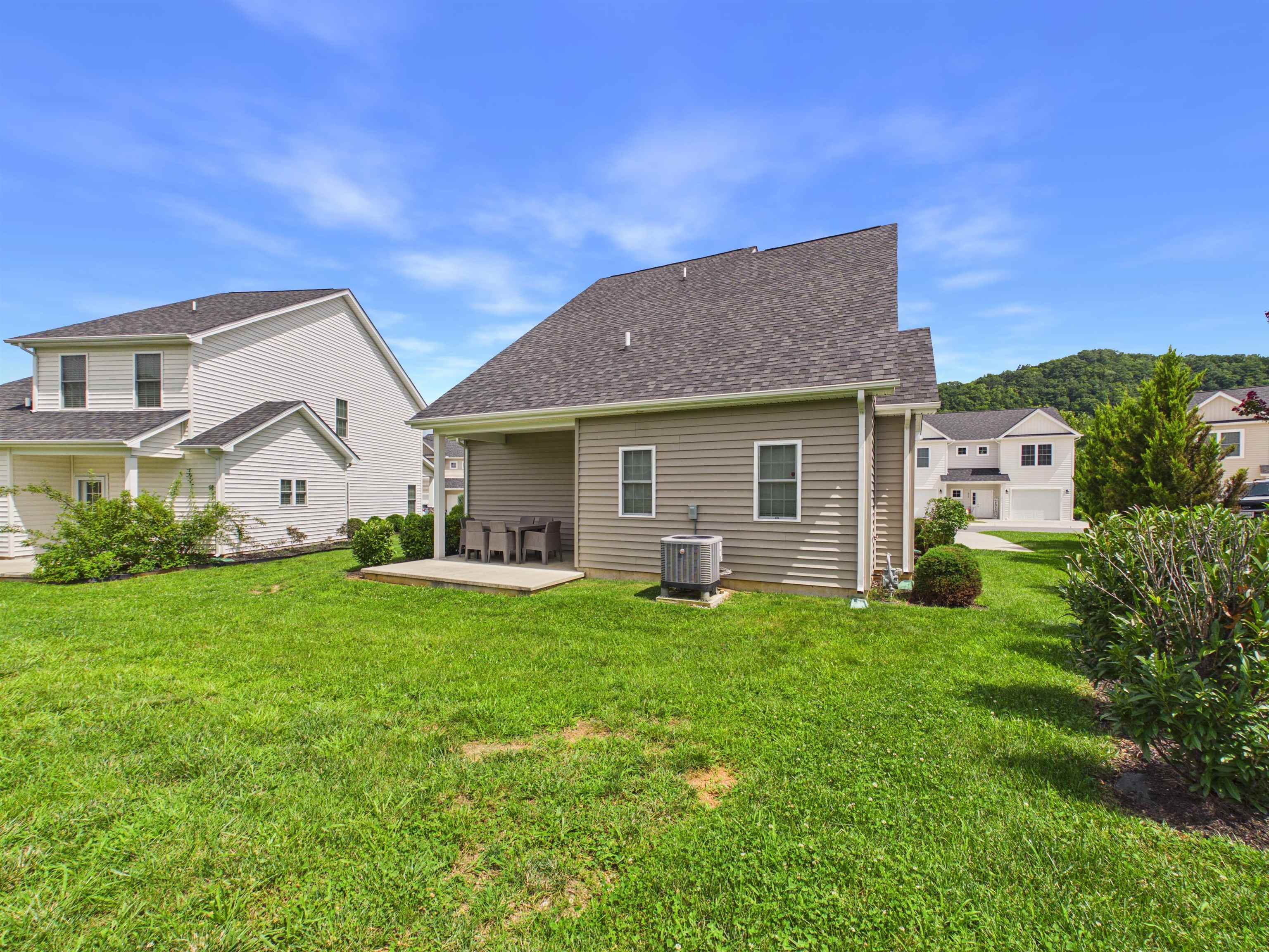 256 Louise Lane Elliston VA 24087