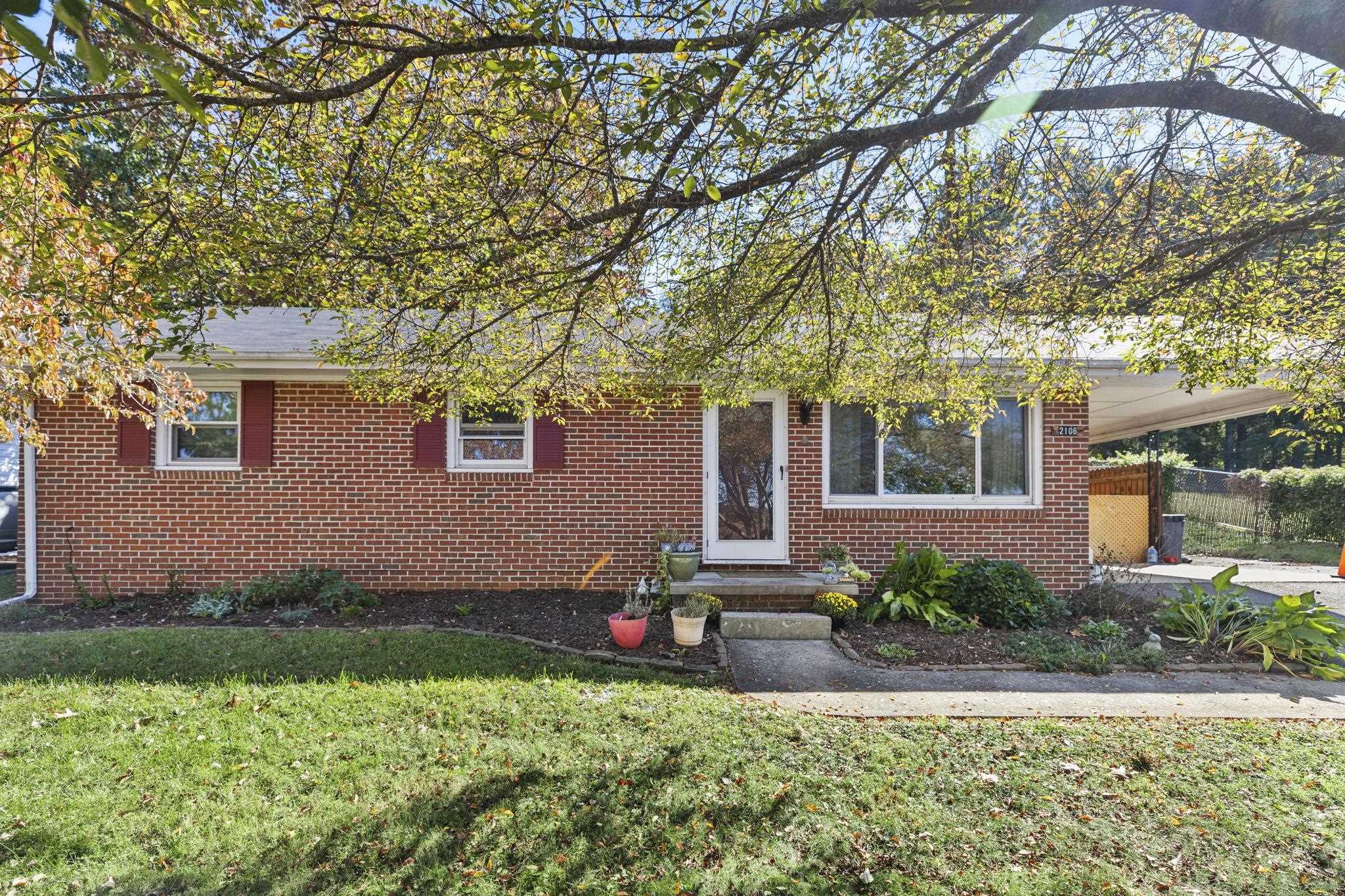 2106 Fourth Street Radford VA 24141
