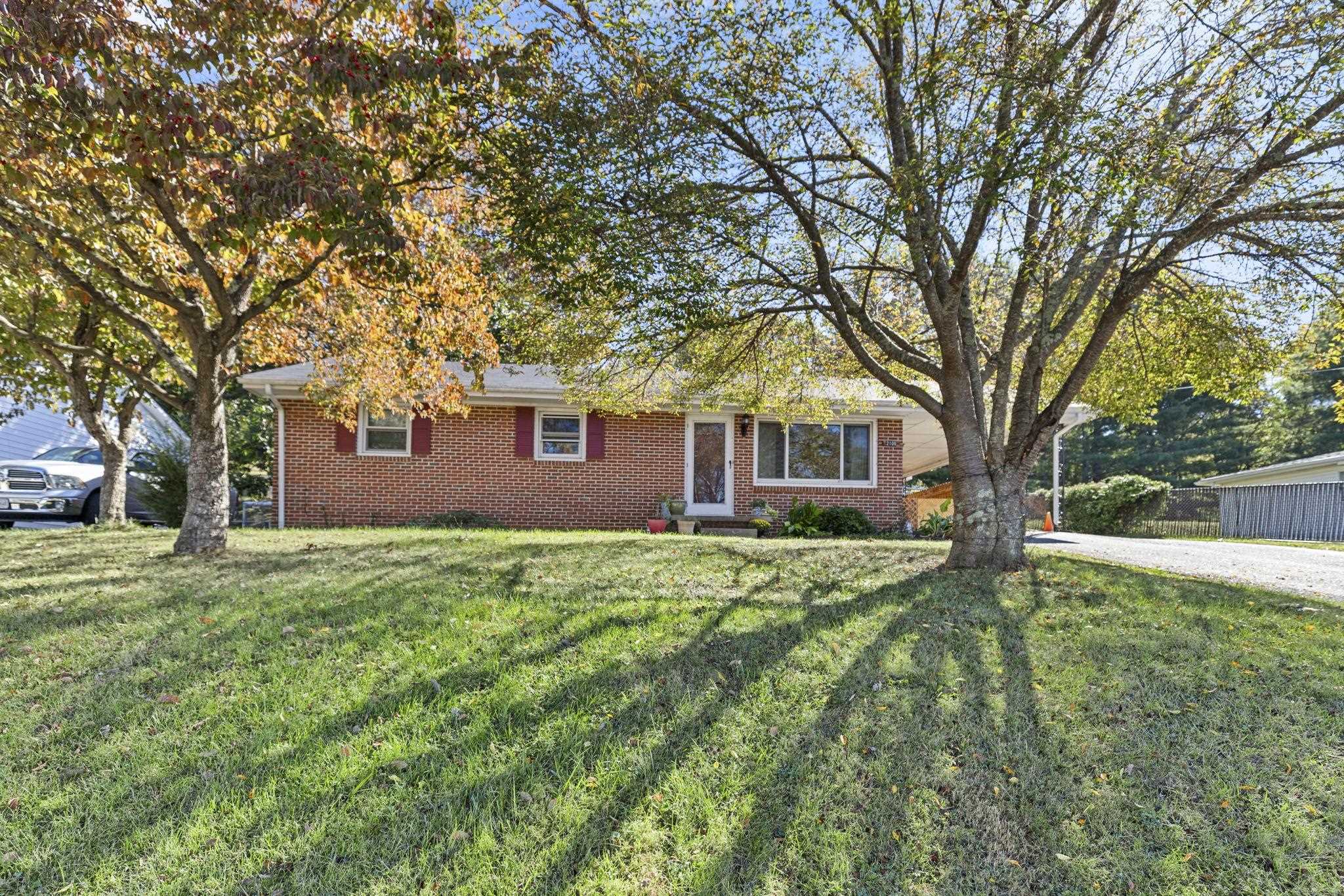 2106 Fourth Street Radford VA 24141