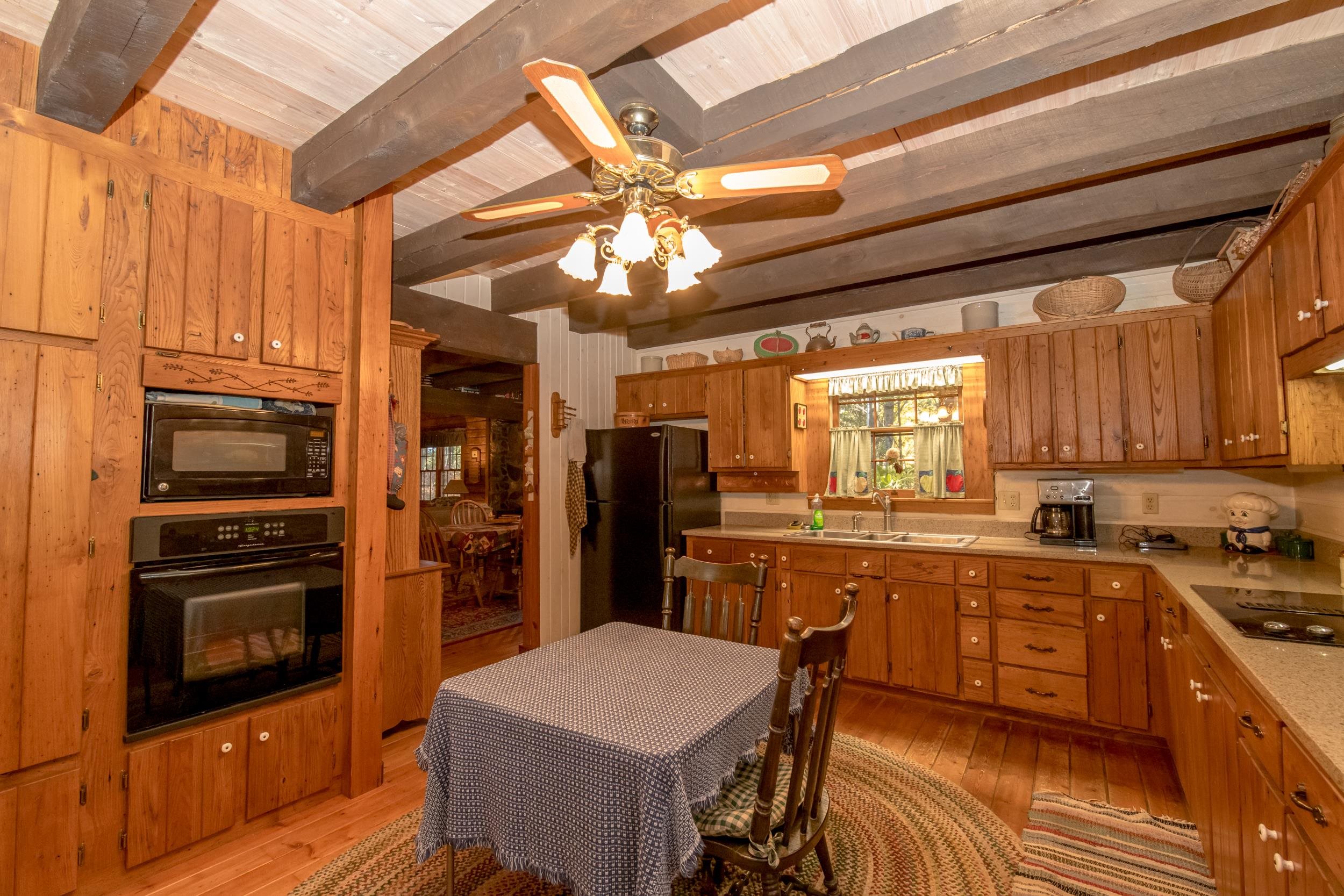 305 Mulberry Lane Mouth Of Wilson VA 24363