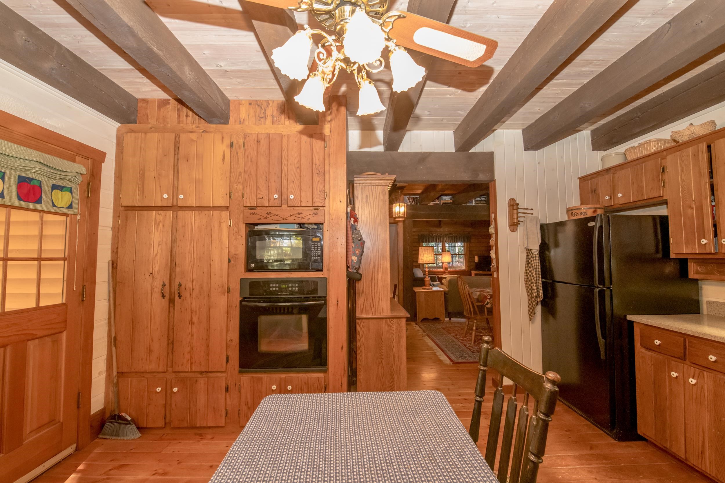 305 Mulberry Lane Mouth Of Wilson VA 24363