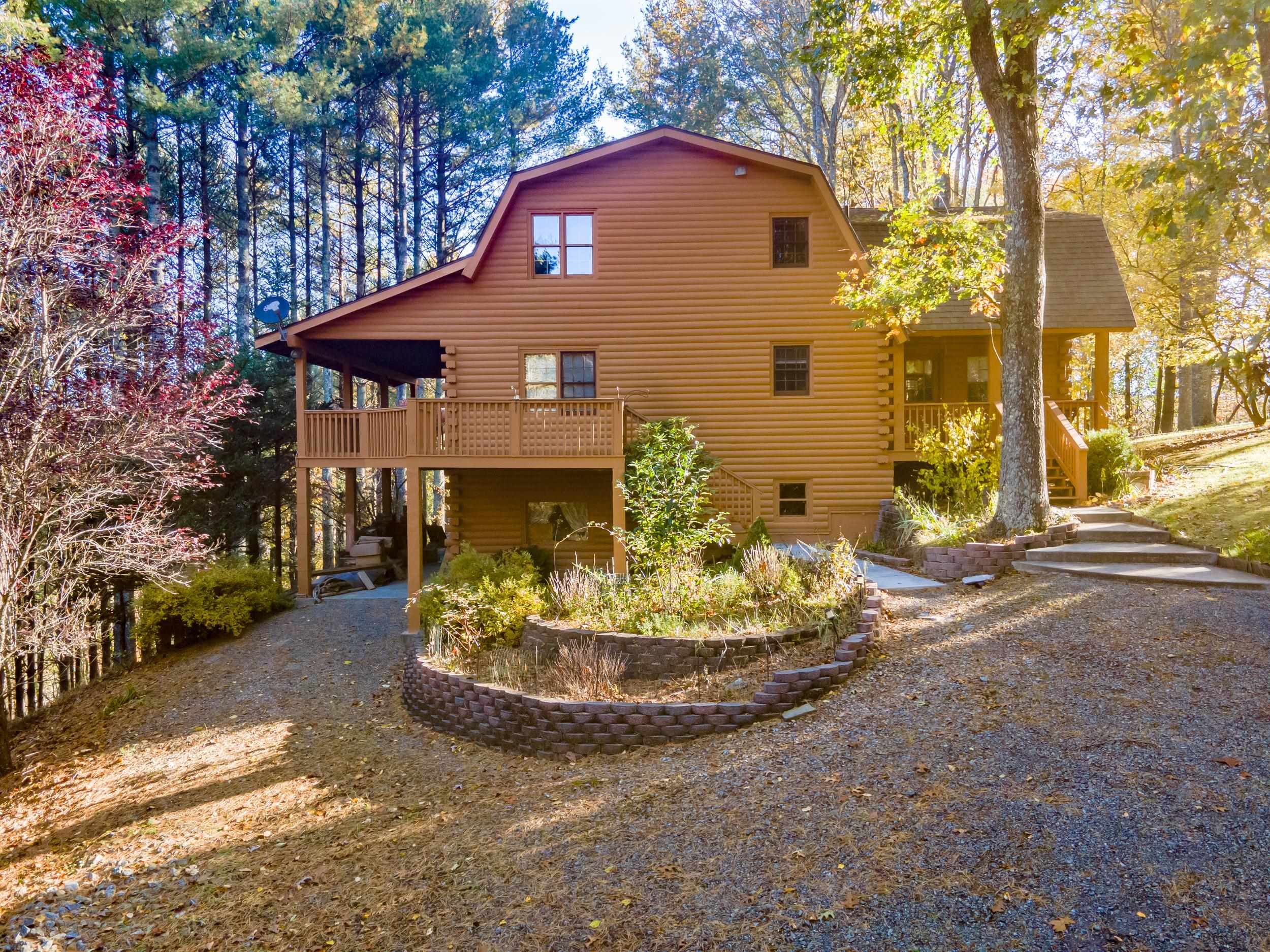 305 Mulberry Lane Mouth Of Wilson VA 24363