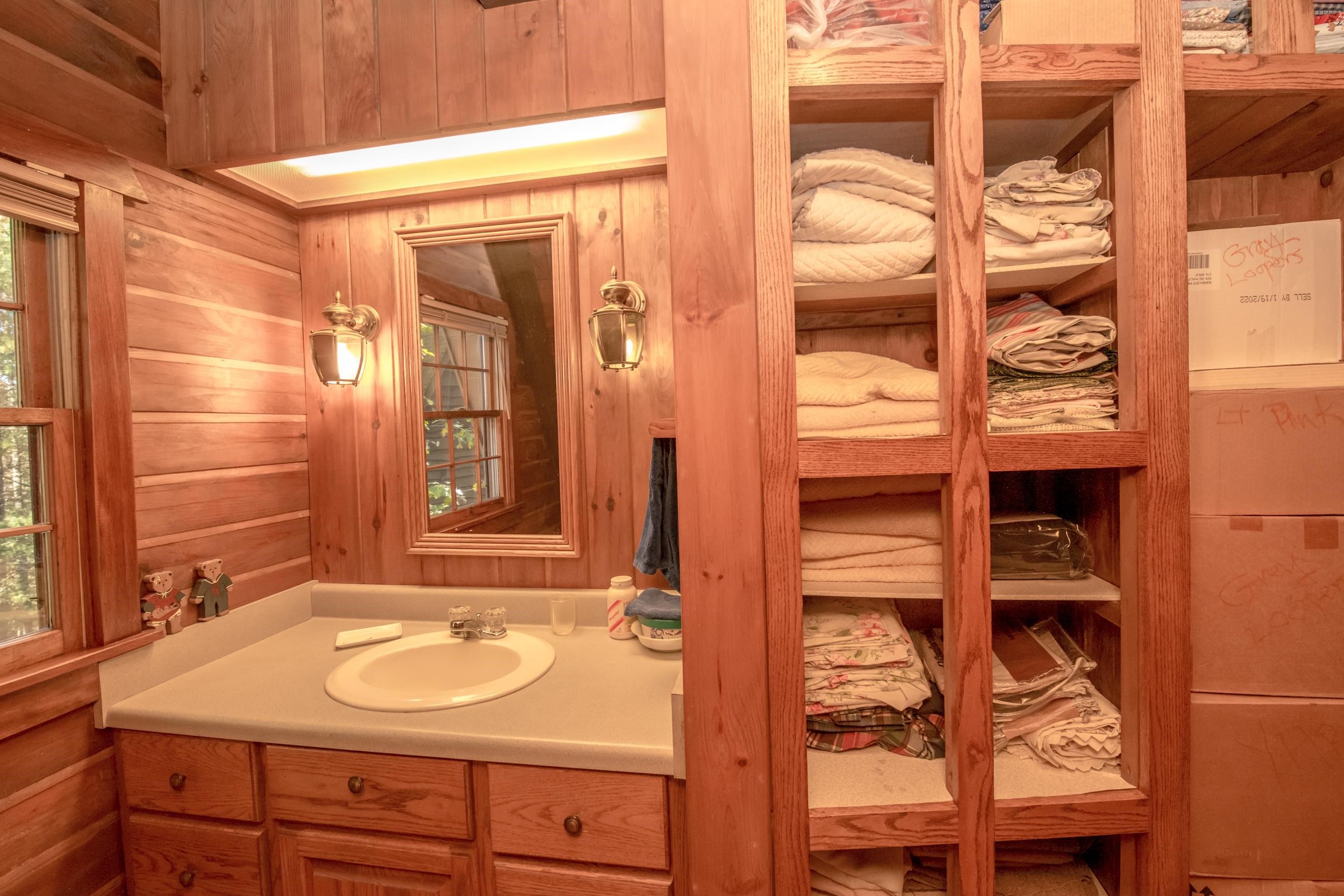 305 Mulberry Lane Mouth Of Wilson VA 24363