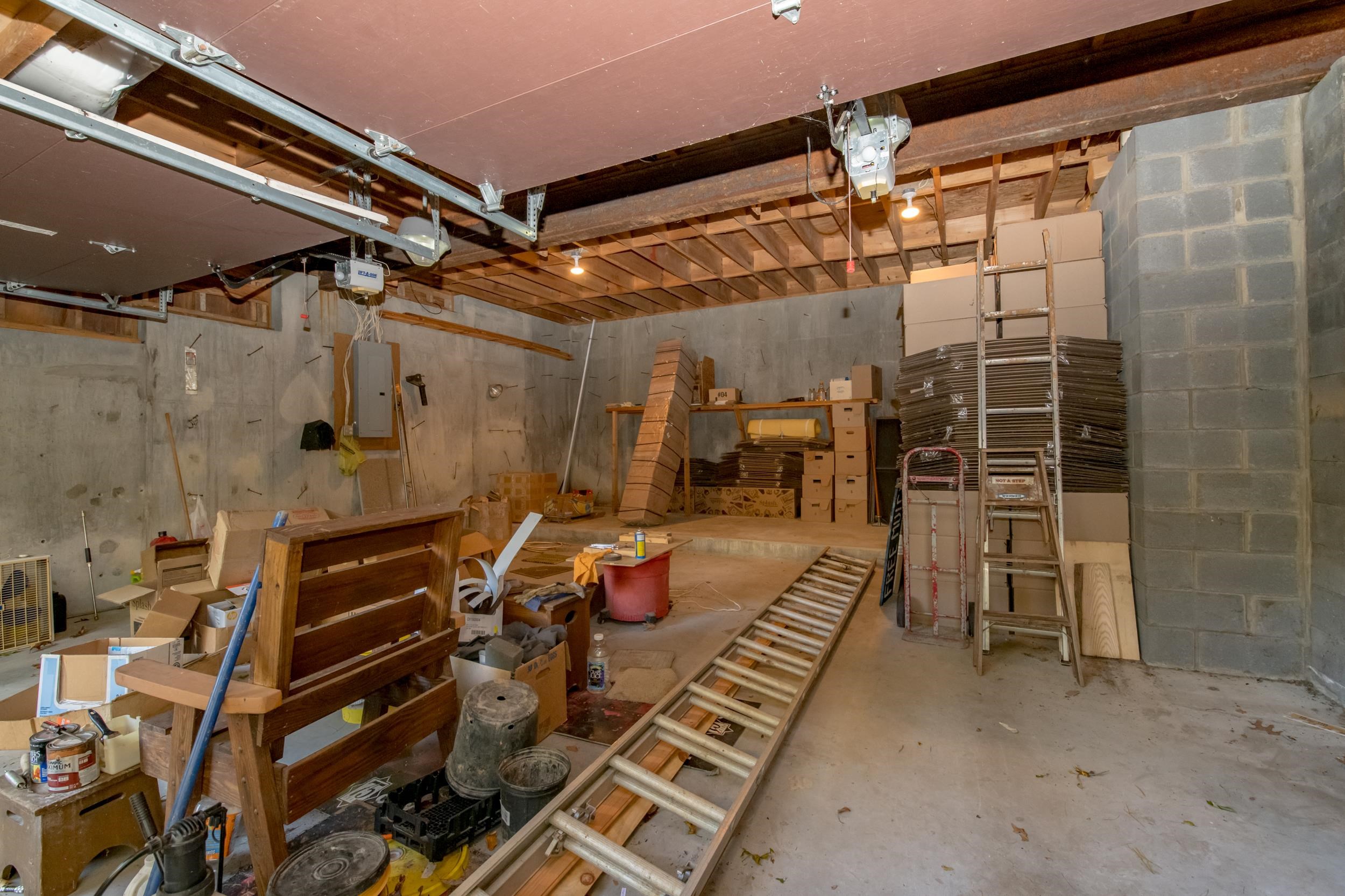 305 Mulberry Lane Mouth Of Wilson VA 24363