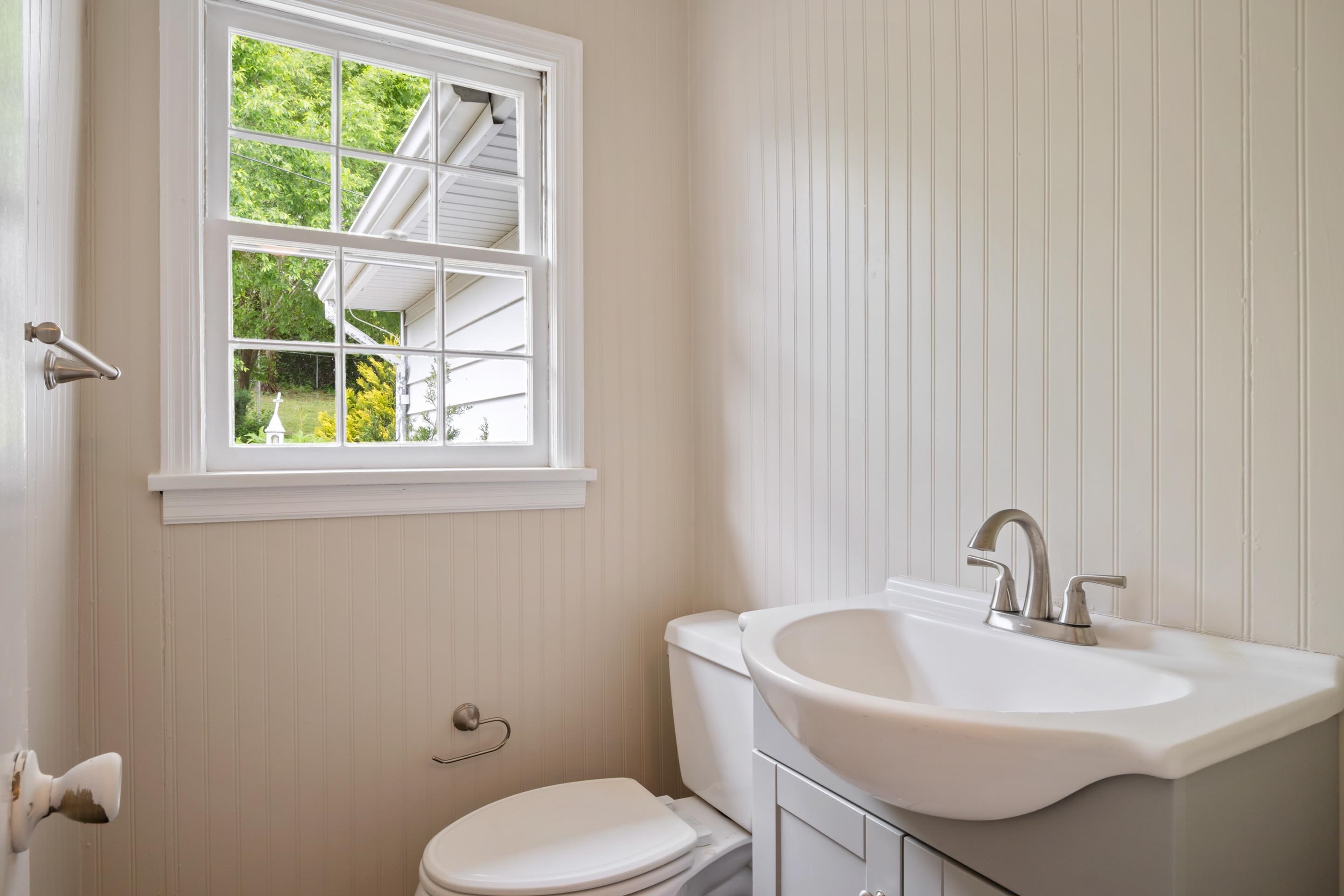 104 Oaklawn Avenue Galax VA 24333