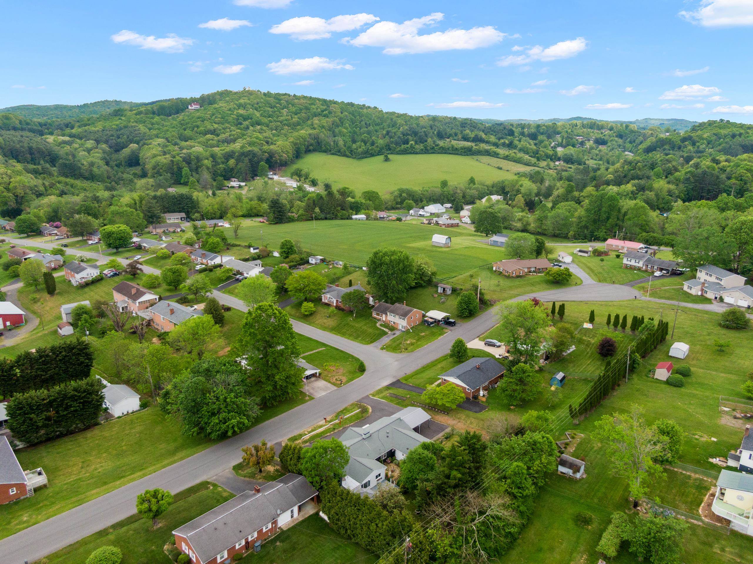 104 Oaklawn Avenue Galax VA 24333