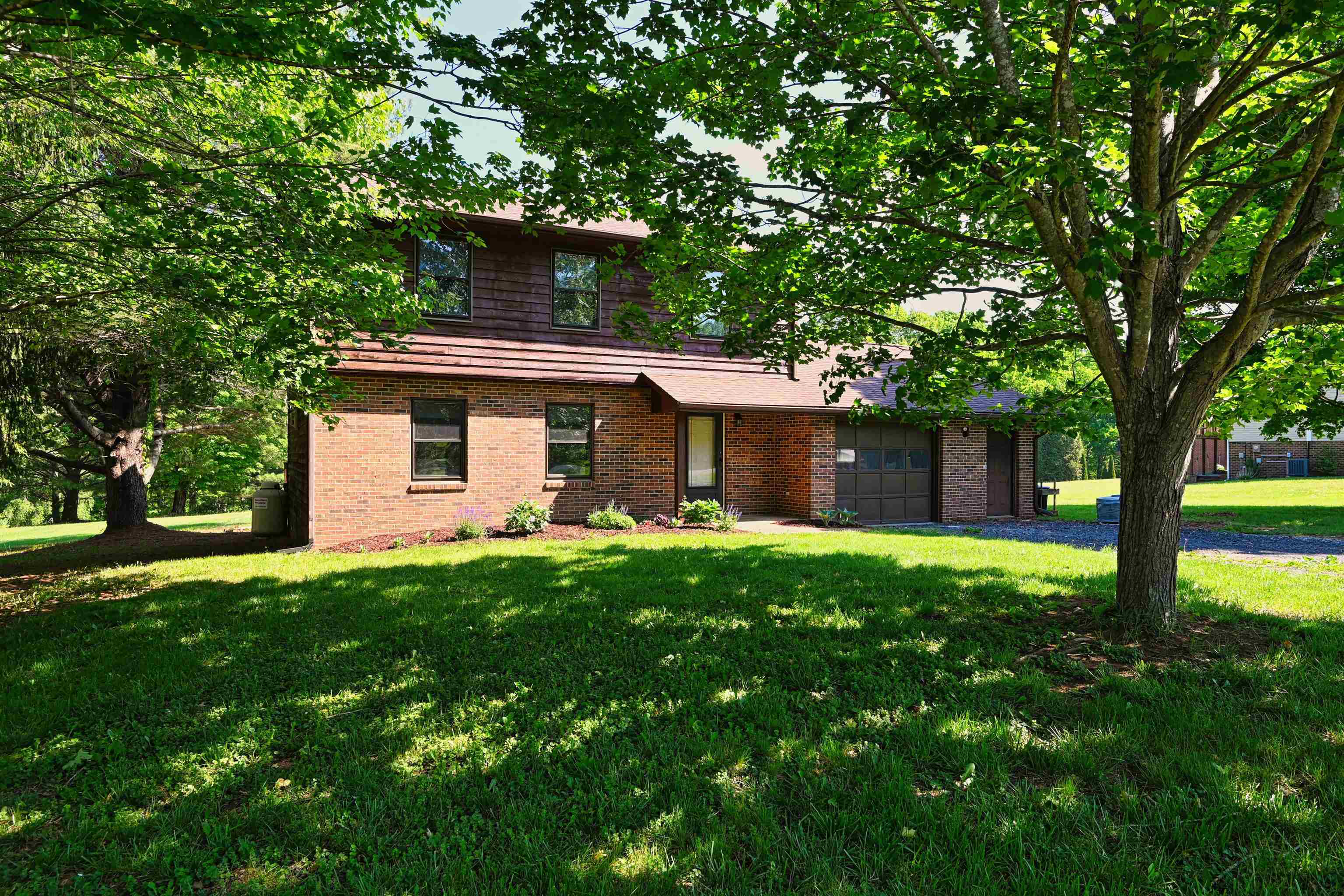 125 Richards Street Newport VA 24128