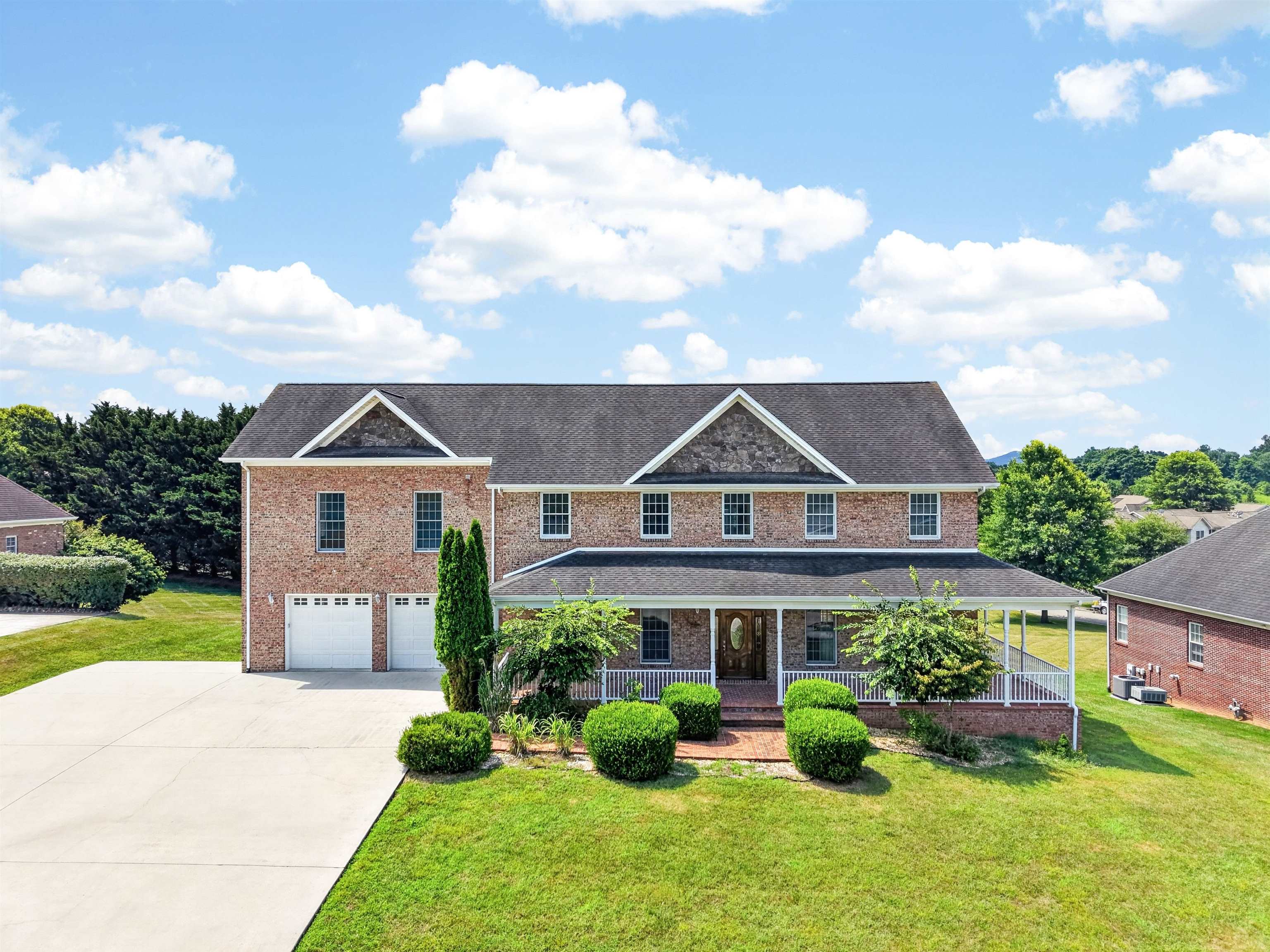 8241 River Course Drive Radford VA 24141