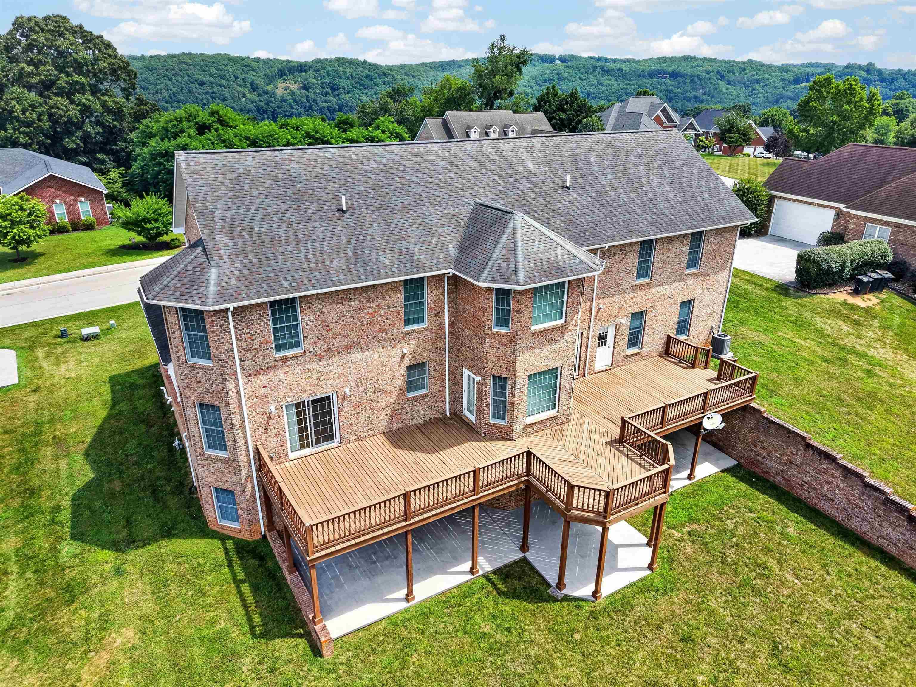 8241 River Course Drive Radford VA 24141