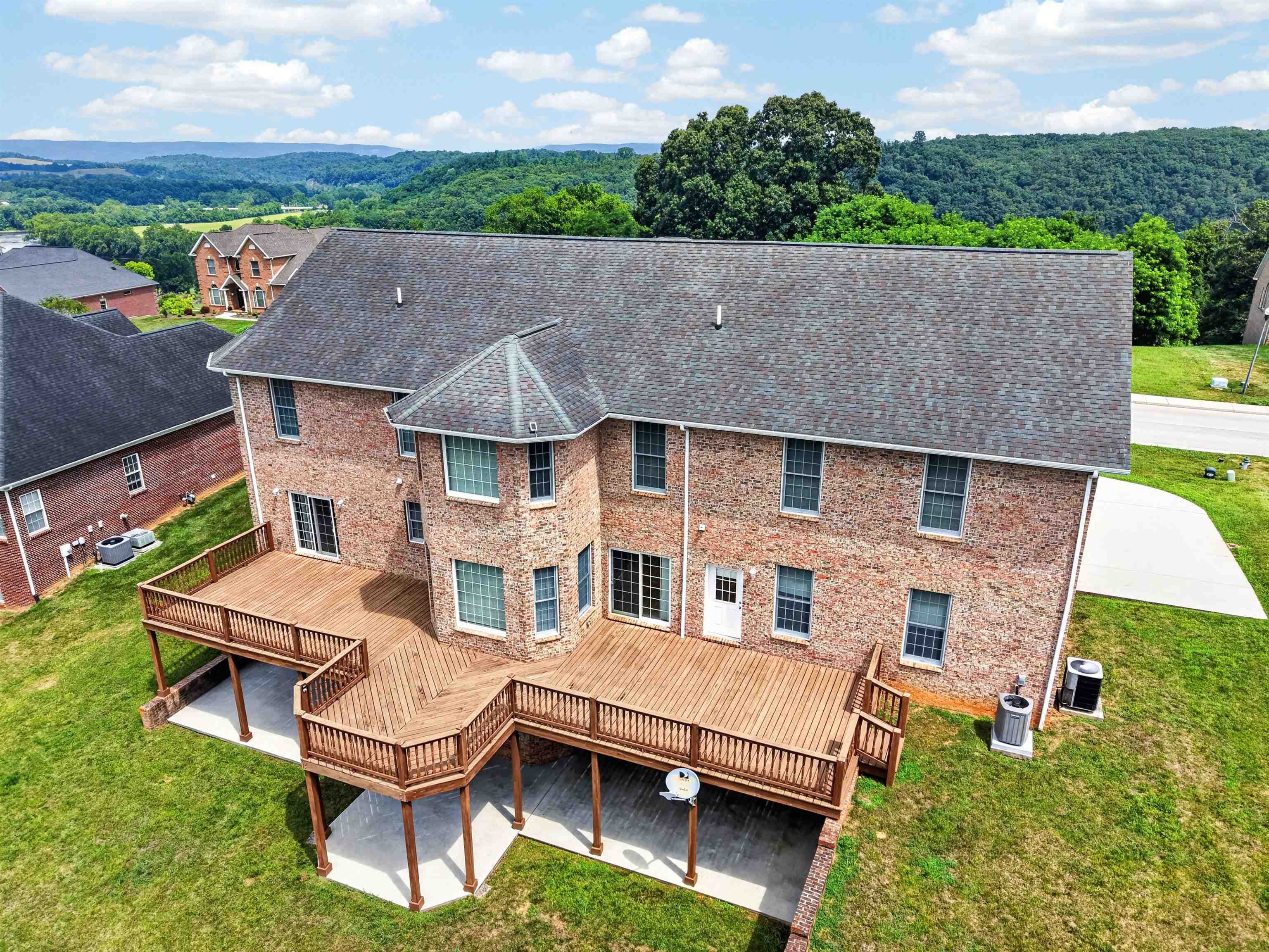 8241 River Course Drive Radford VA 24141