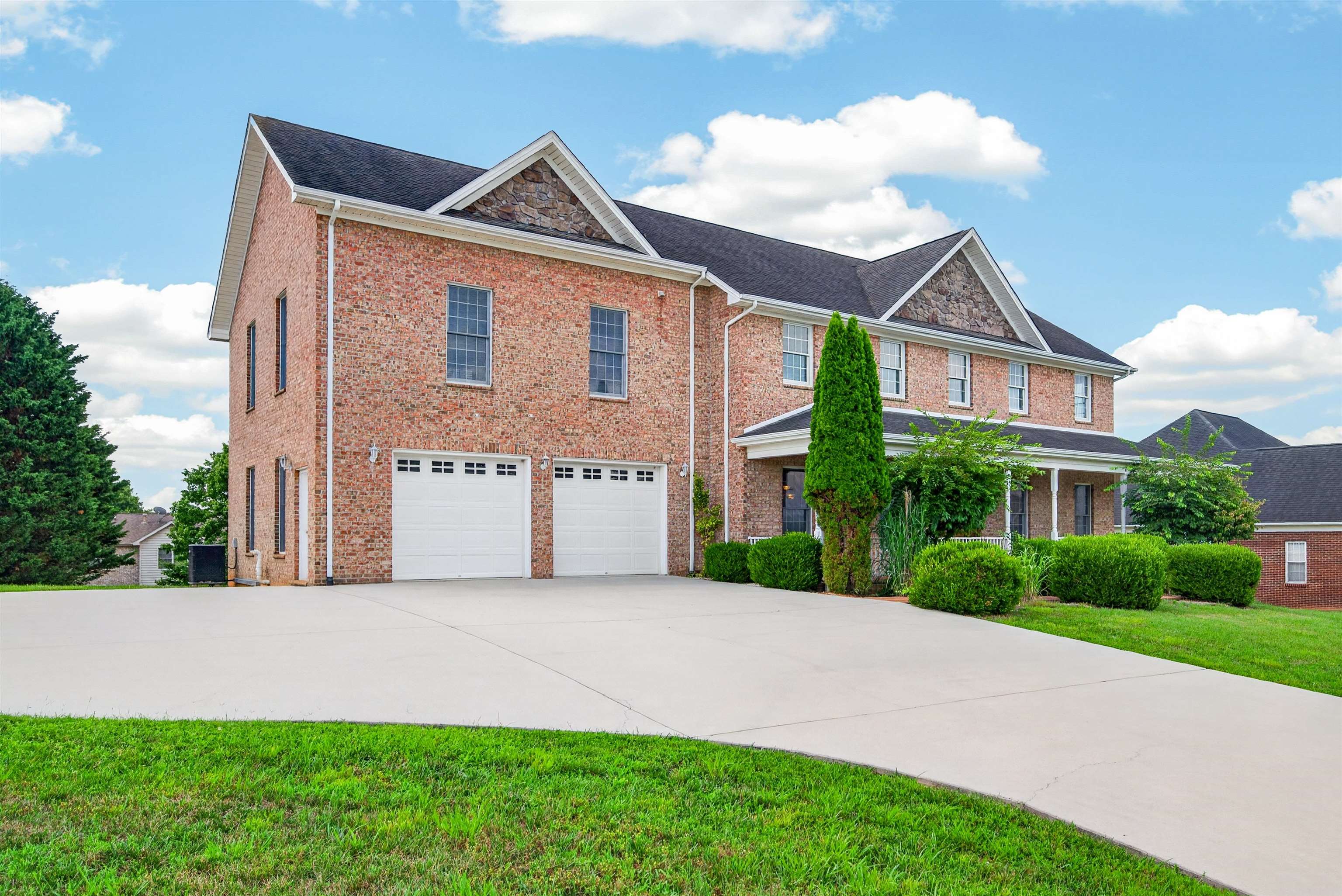 8241 River Course Drive Radford VA 24141