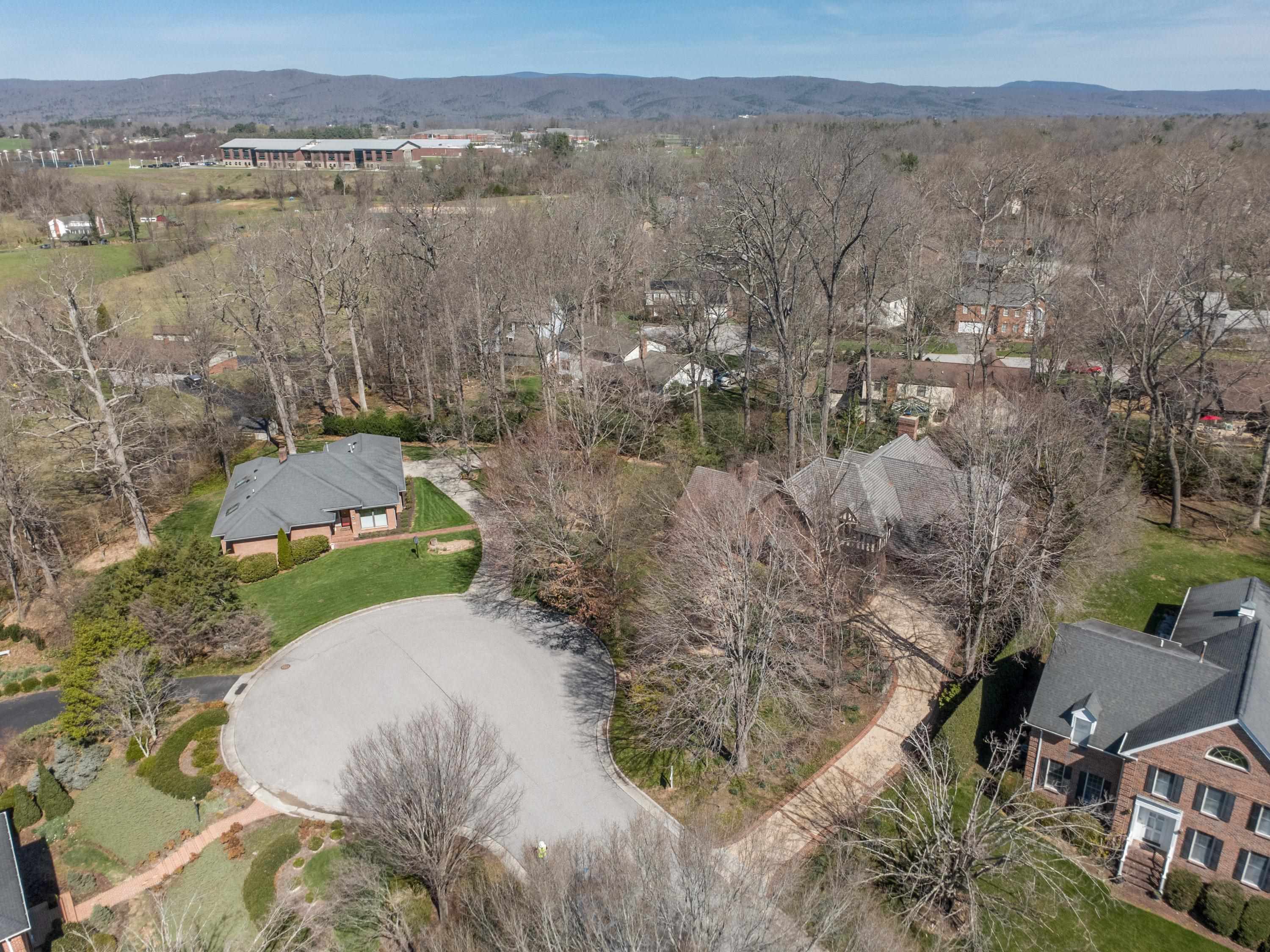 3004 Wakefield Drive Blacksburg VA 24060