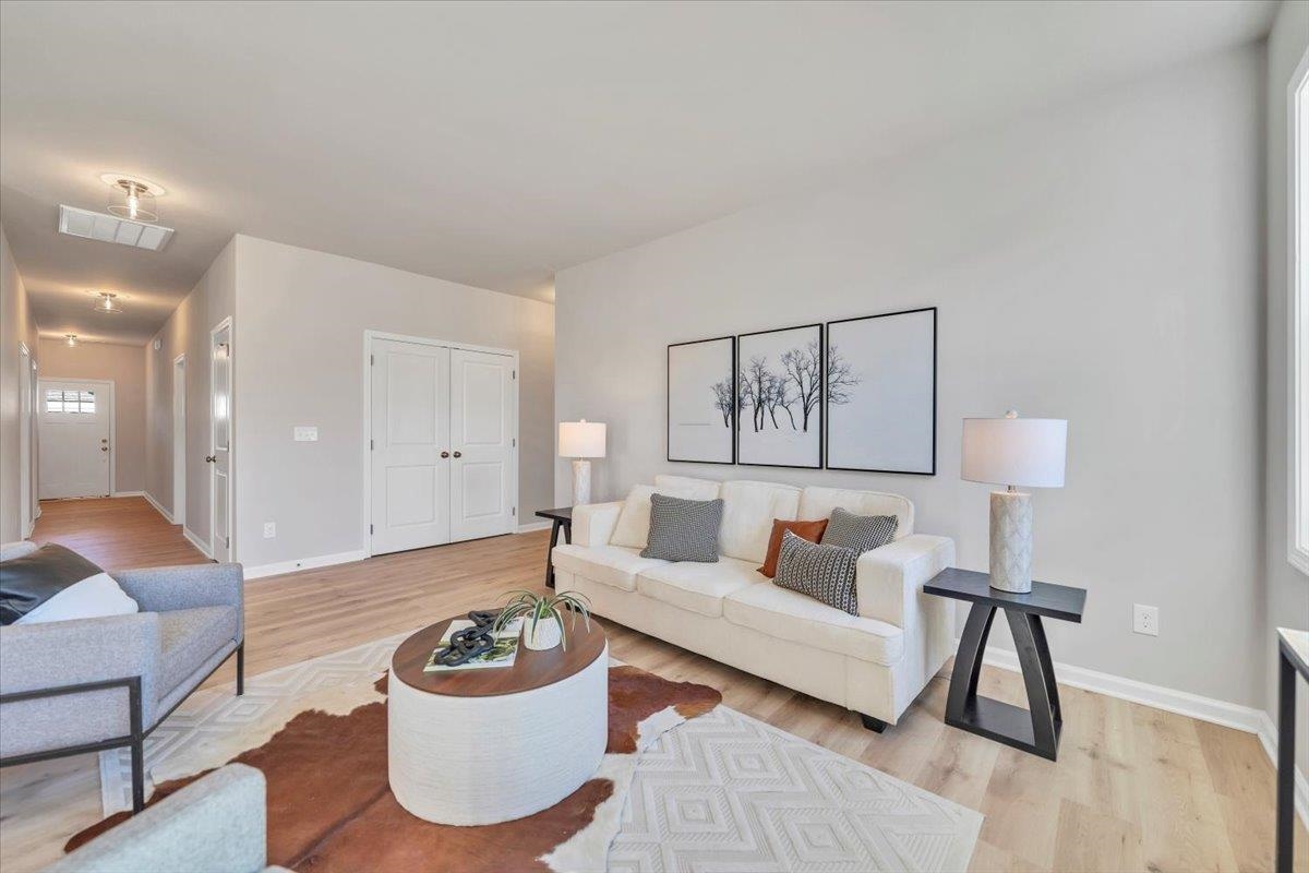 7379 King's Pointe Drive Fairlawn VA 24141