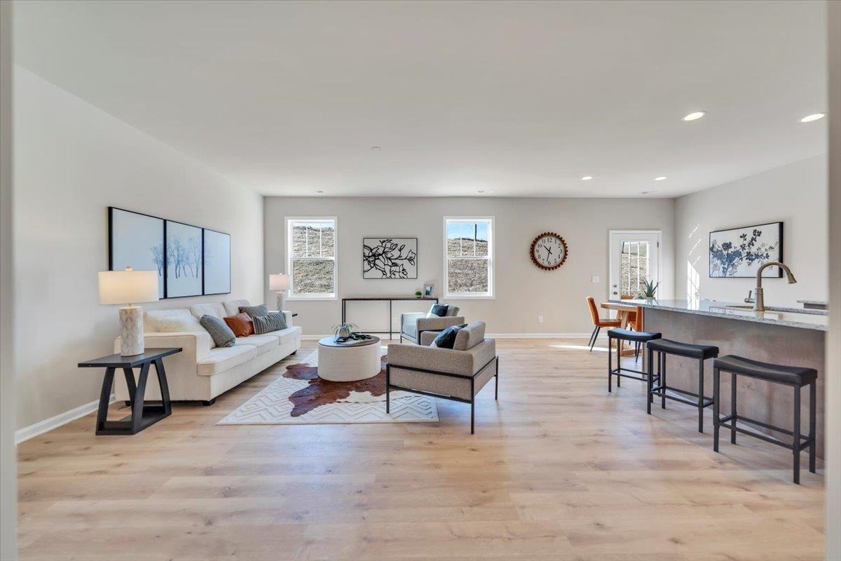 7379 King's Pointe Drive Fairlawn VA 24141