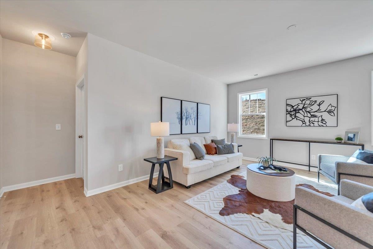 7379 King's Pointe Drive Fairlawn VA 24141