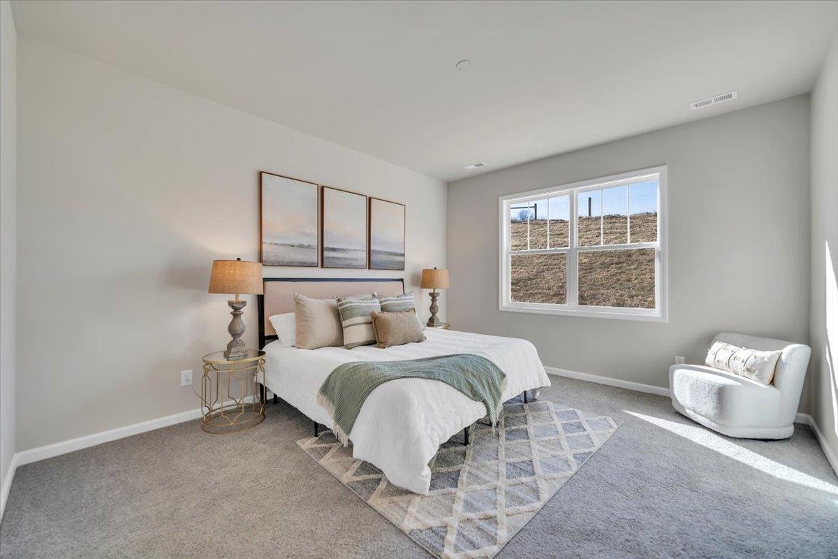 7379 King's Pointe Drive Fairlawn VA 24141