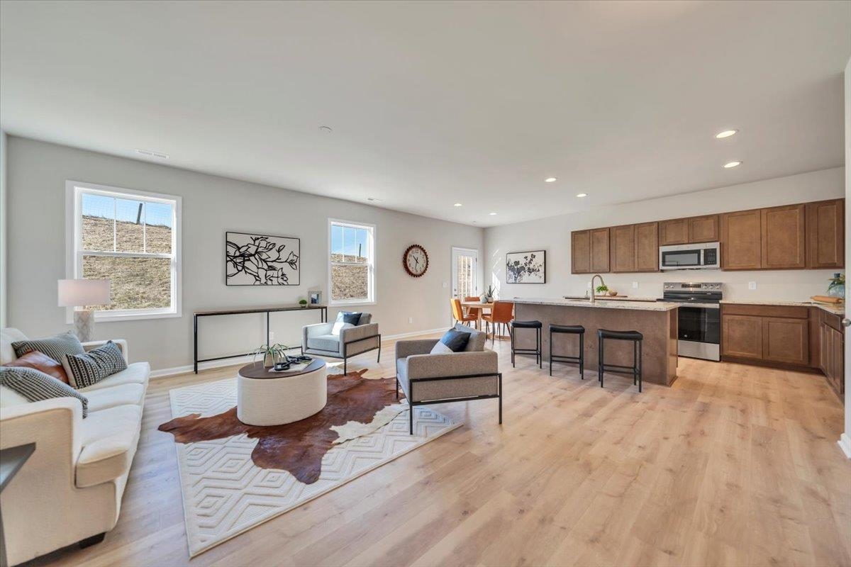 7379 King's Pointe Drive Fairlawn VA 24141