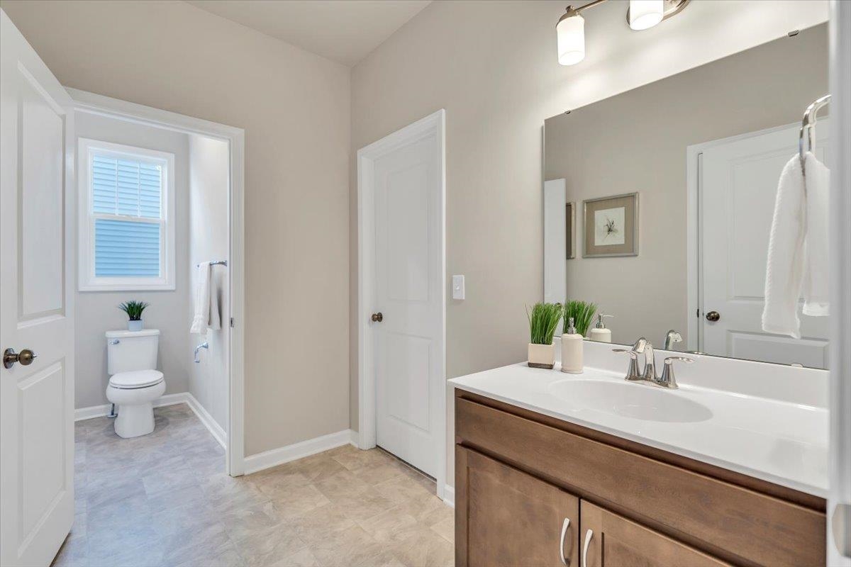 7379 King's Pointe Drive Fairlawn VA 24141