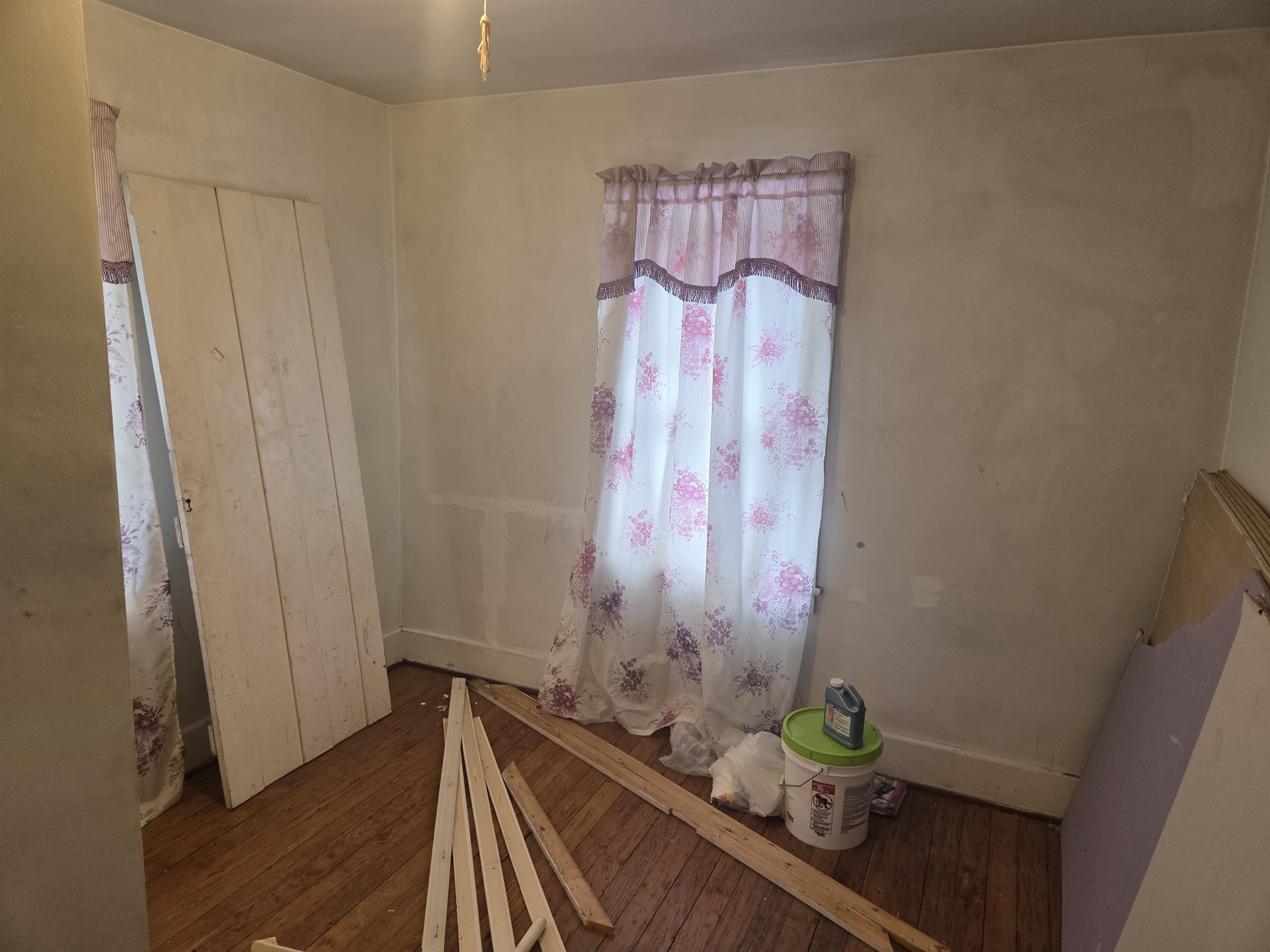 102 Linden Street Ripplemead VA 24150