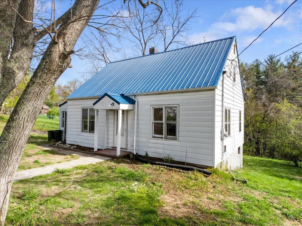 102 Linden Street Ripplemead VA 24150