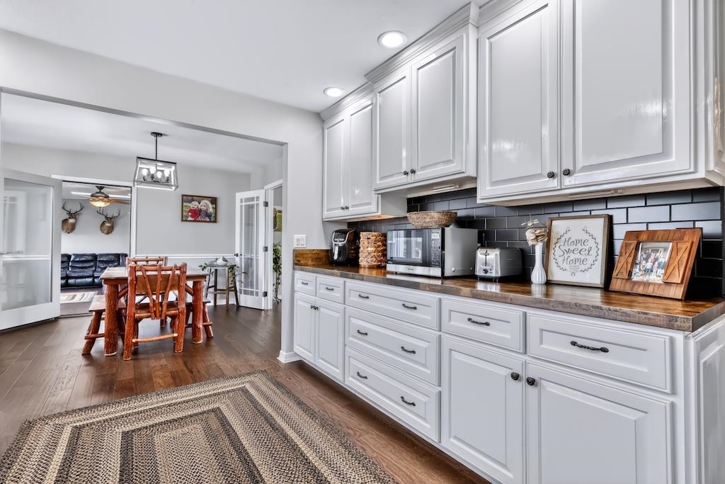 1421 Duncans Chapel Road Willis VA 24380