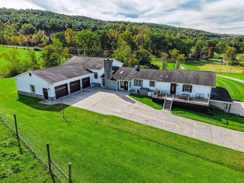 1421 Duncans Chapel Road Willis VA 24380