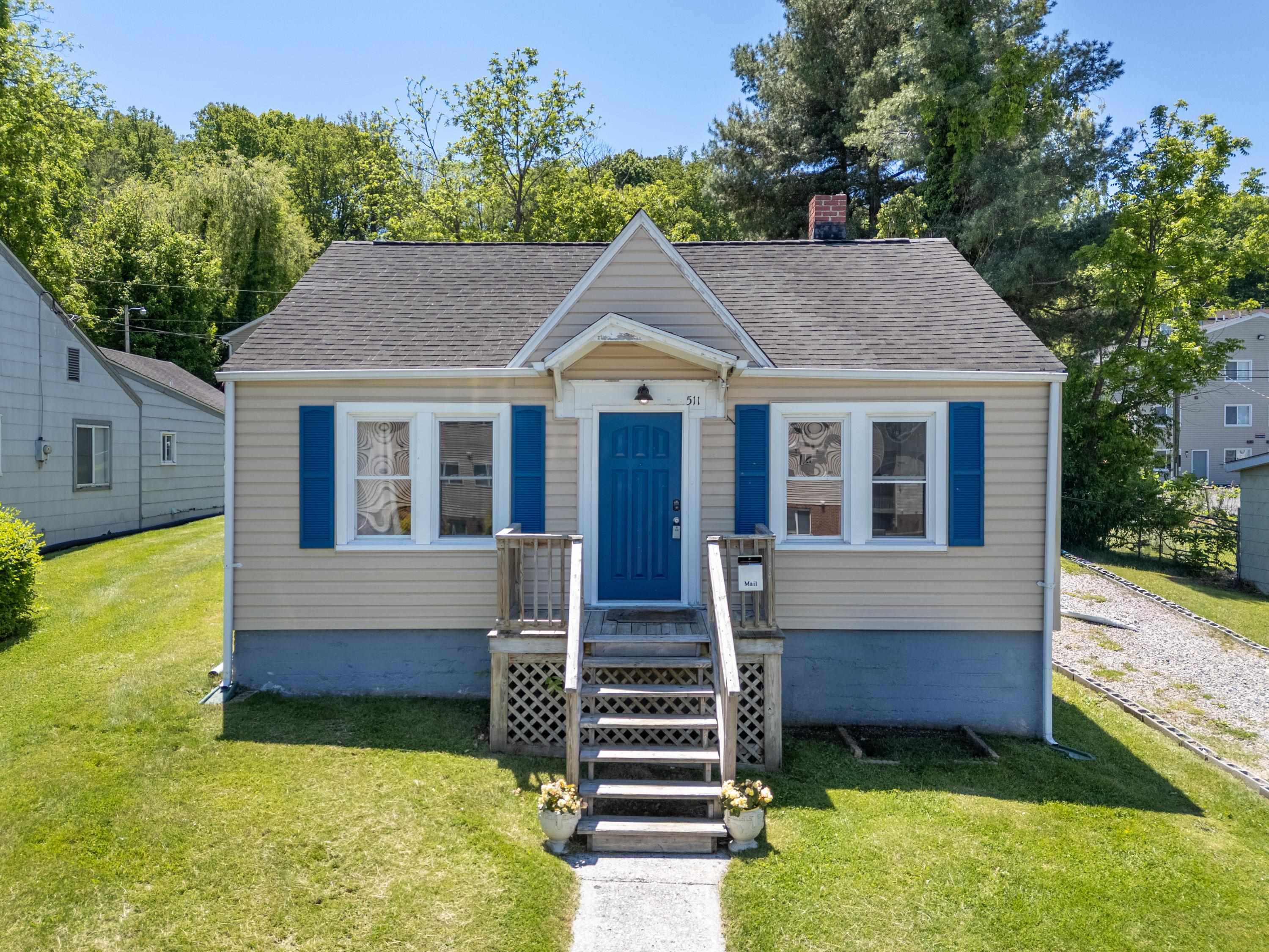 511 Davis Street Radford VA 24141