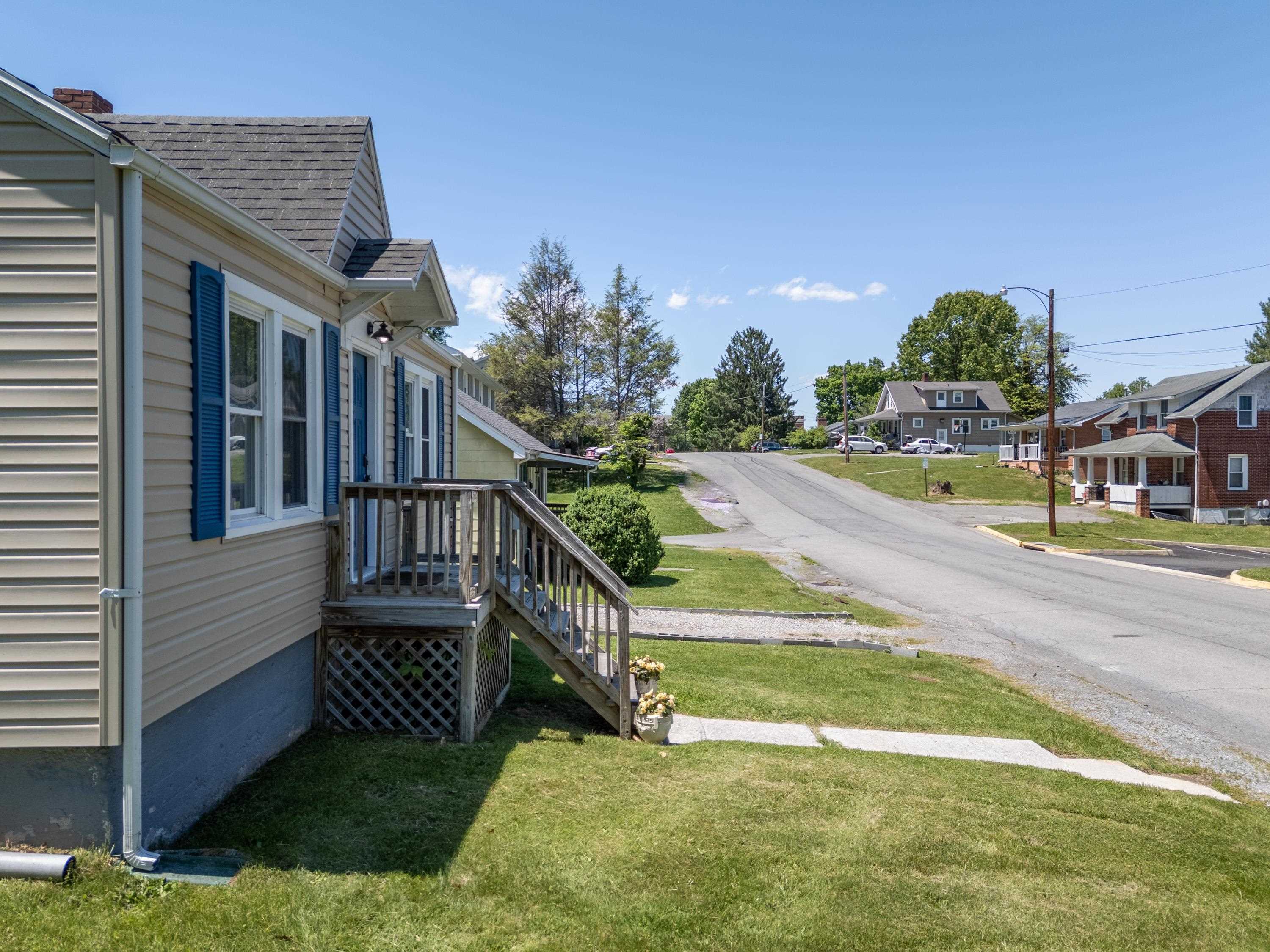 511 Davis Street Radford VA 24141