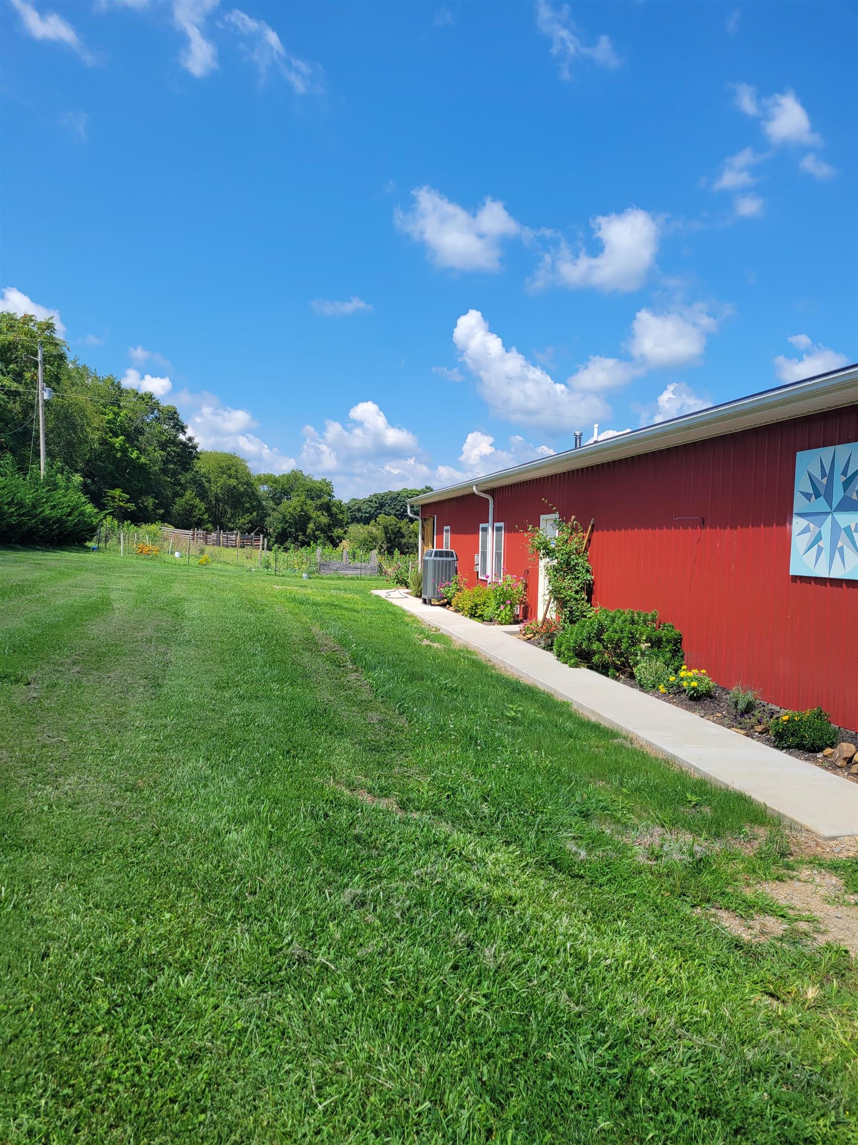 1140 Powder Mill Road Ivanhoe VA 24350