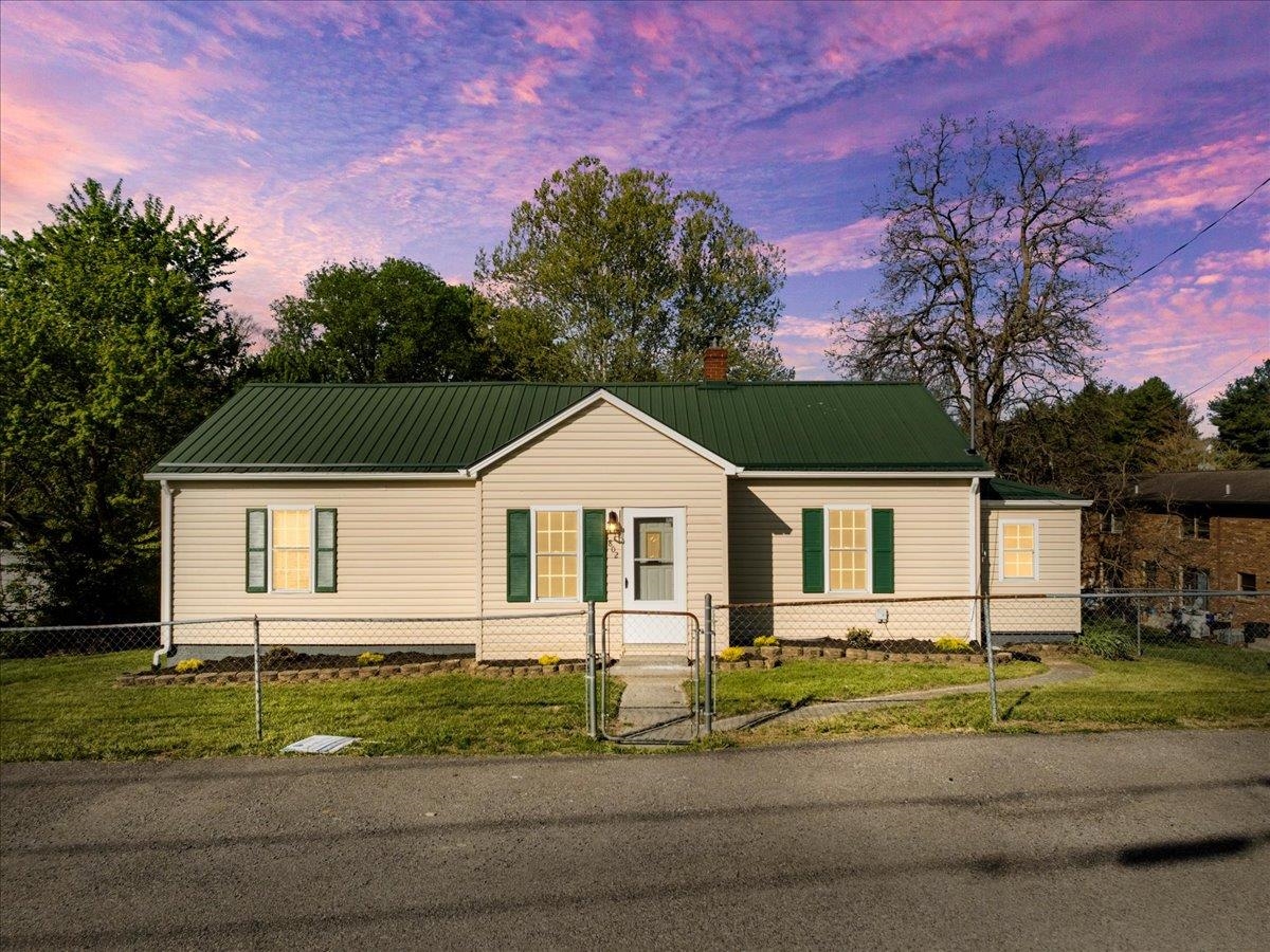 Radford VA, 1802 Martin Avenue