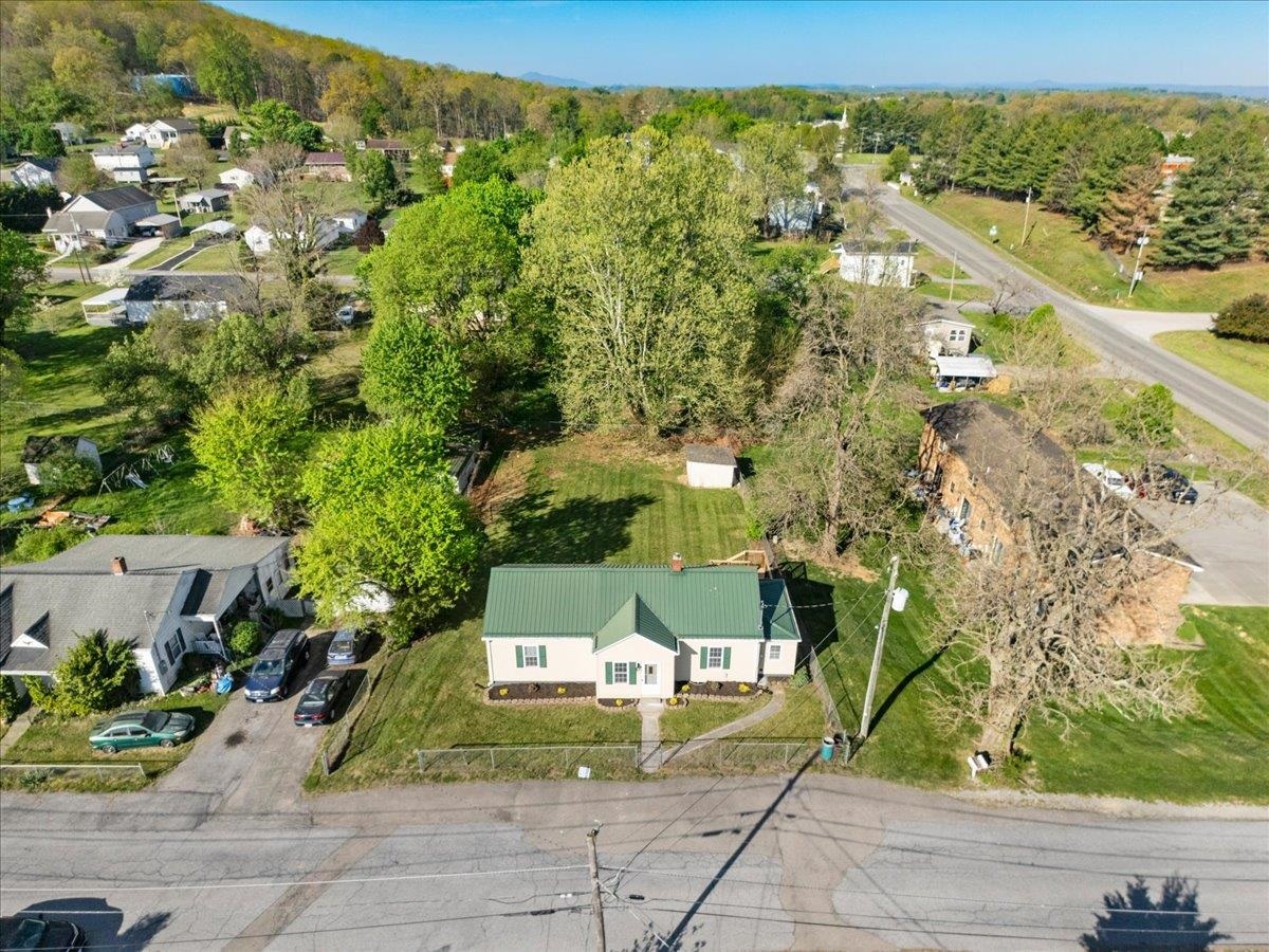 1802 Martin Avenue Radford VA 24141
