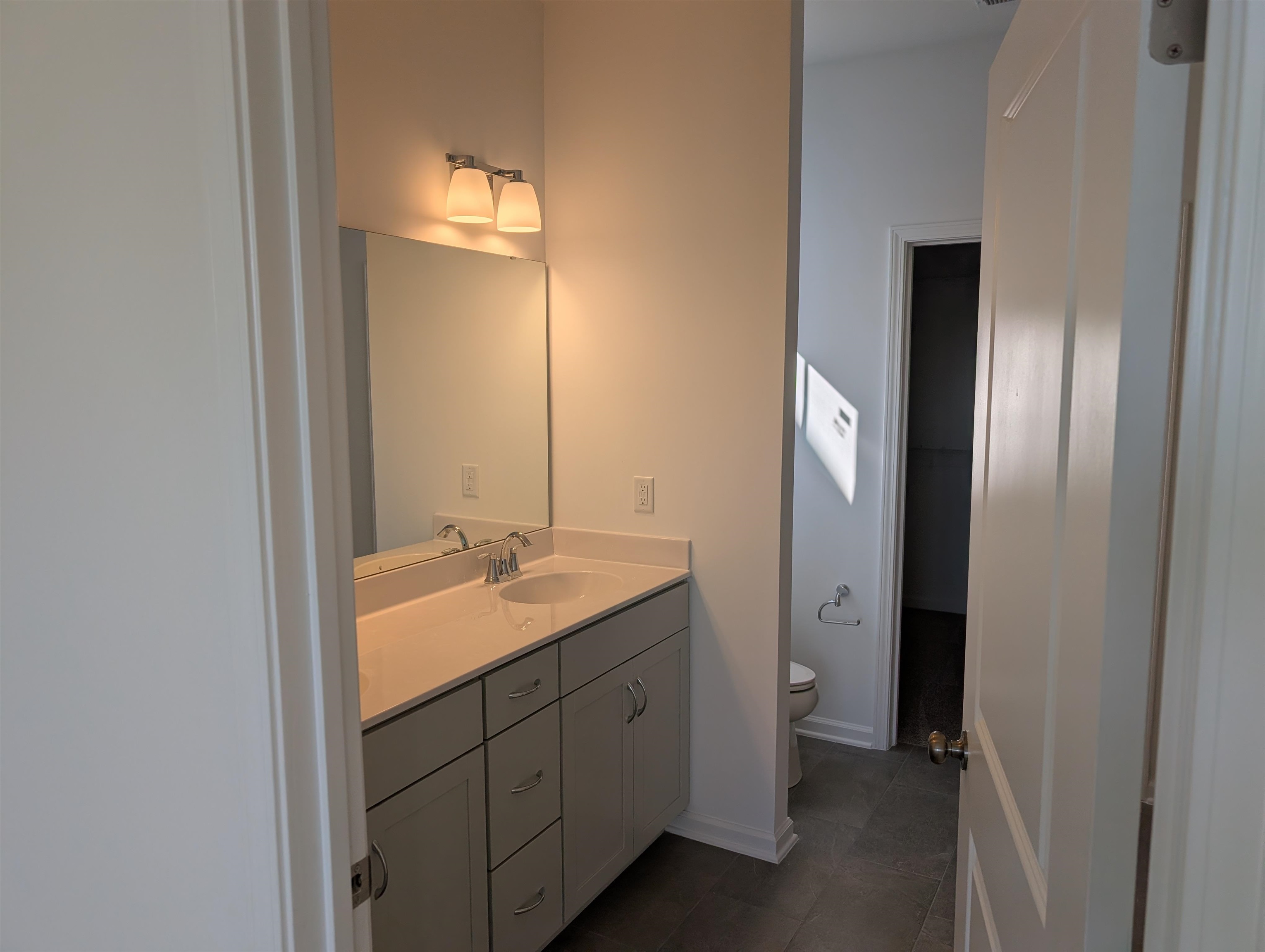 7402 King's Pointe Drive Fairlawn VA 24141