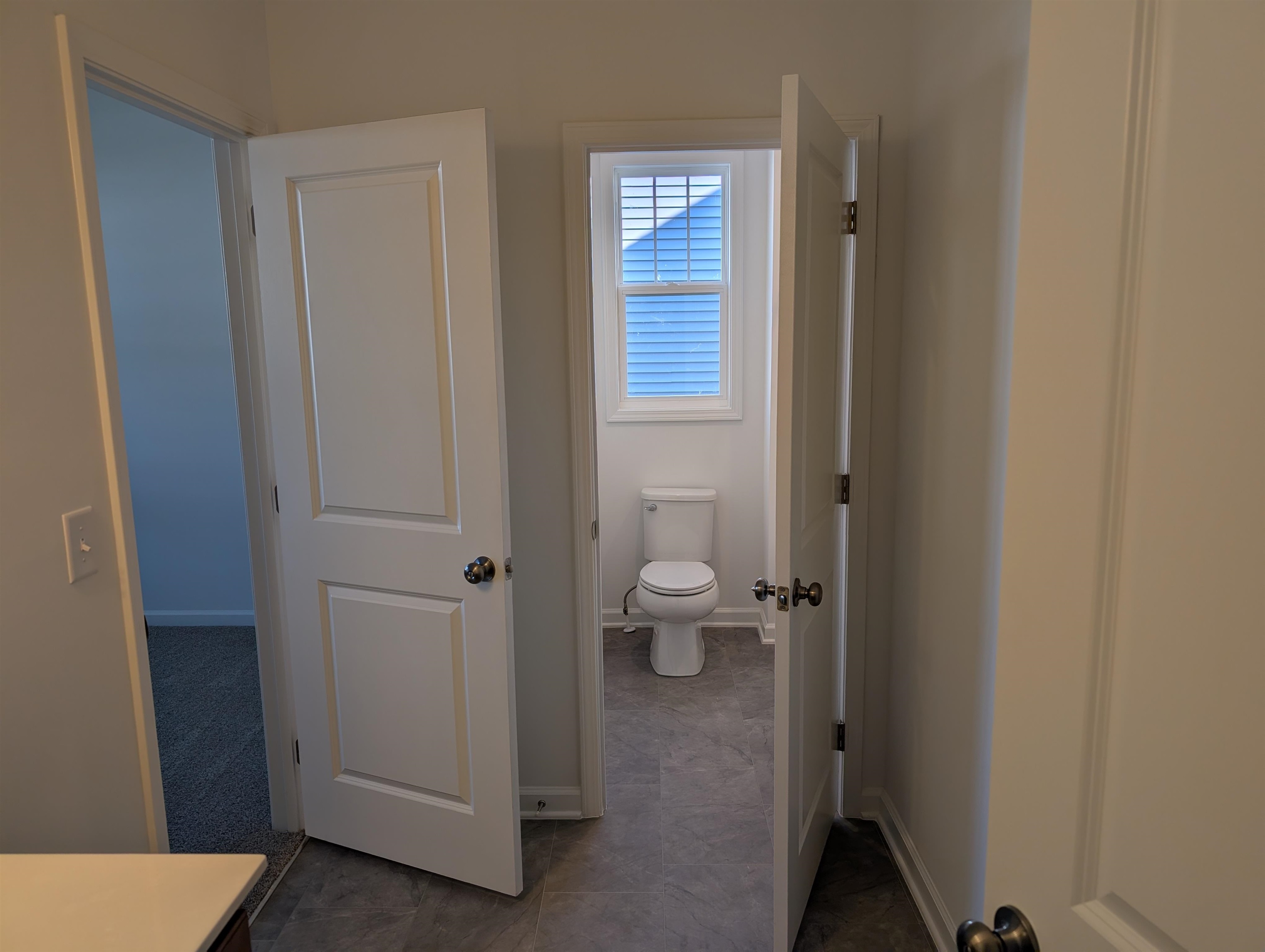 7402 King's Pointe Drive Fairlawn VA 24141