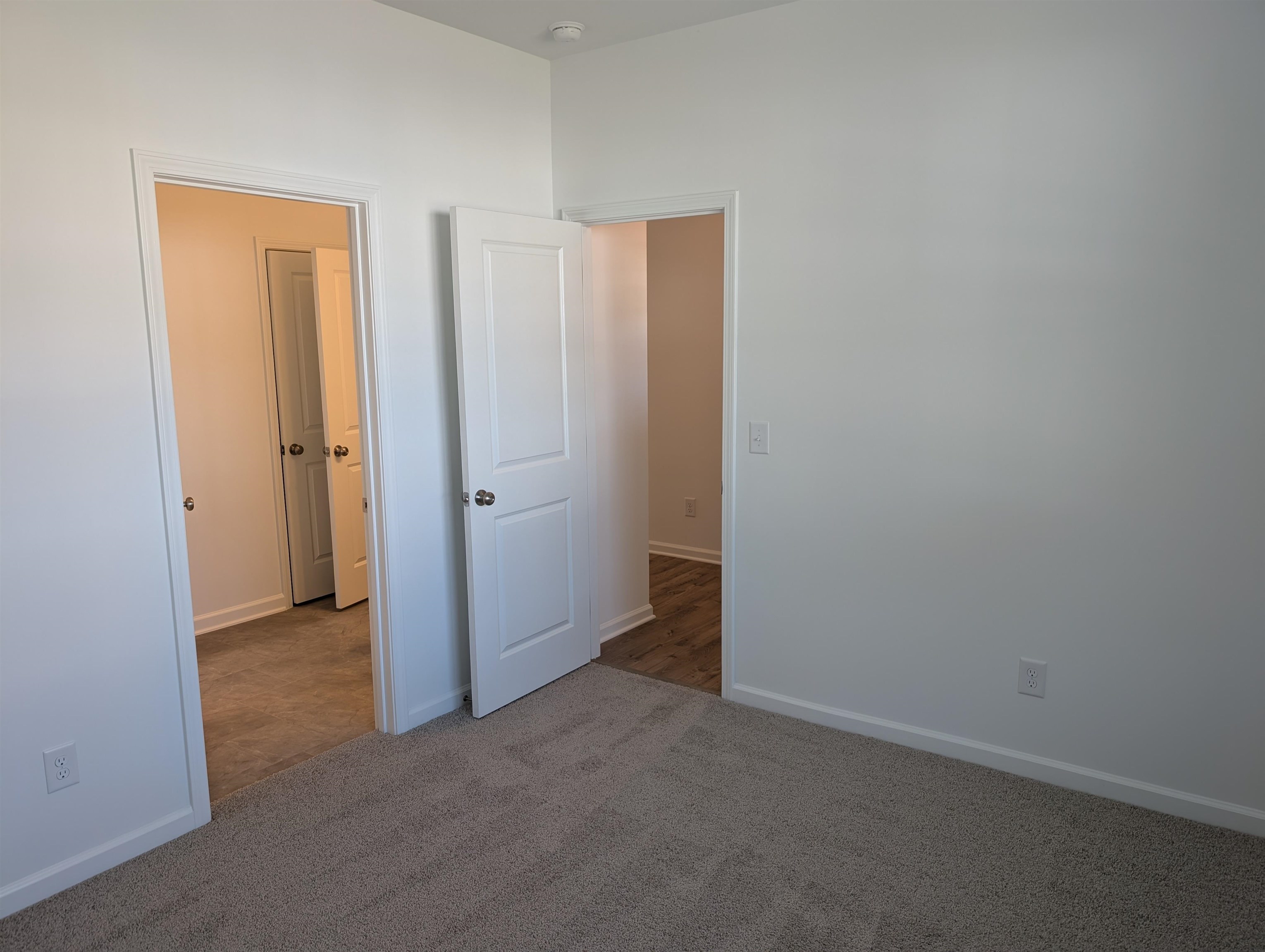7402 King's Pointe Drive Fairlawn VA 24141