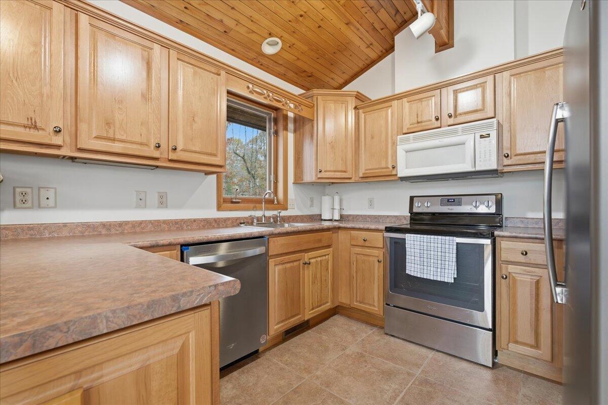 307 Meadow Point Drive Moneta VA 24121