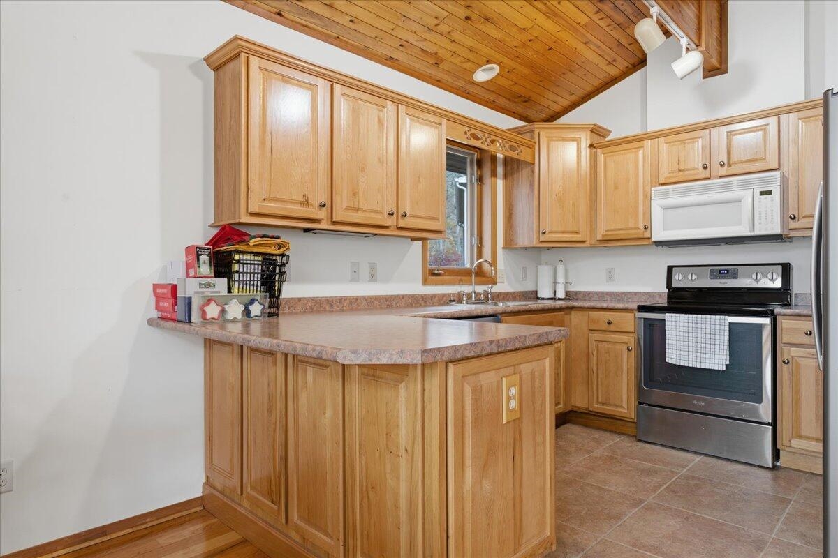 307 Meadow Point Drive Moneta VA 24121