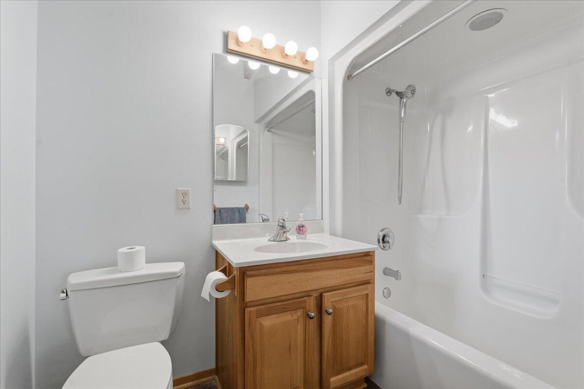 307 Meadow Point Drive Moneta VA 24121