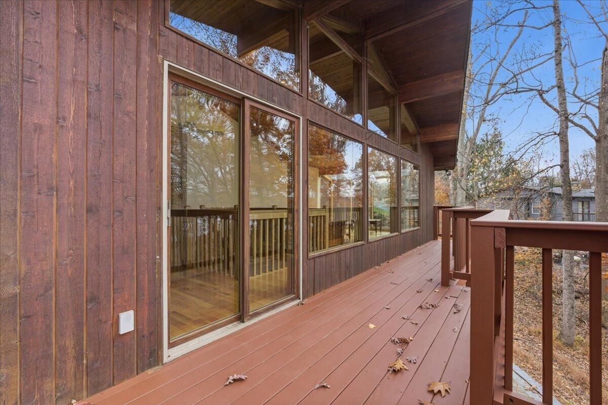 307 Meadow Point Drive Moneta VA 24121