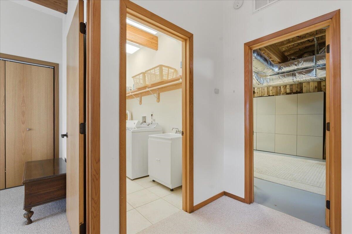 307 Meadow Point Drive Moneta VA 24121